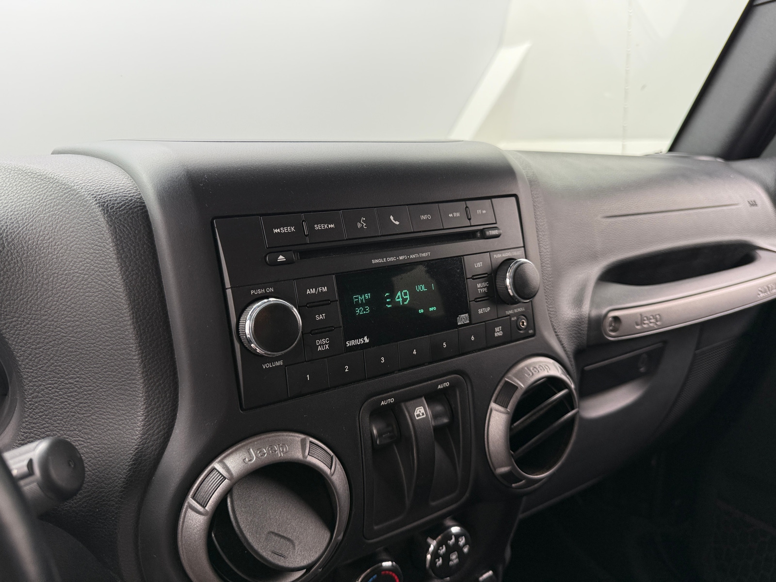 Thumbnail: 2017 Jeep Wrangler - 4