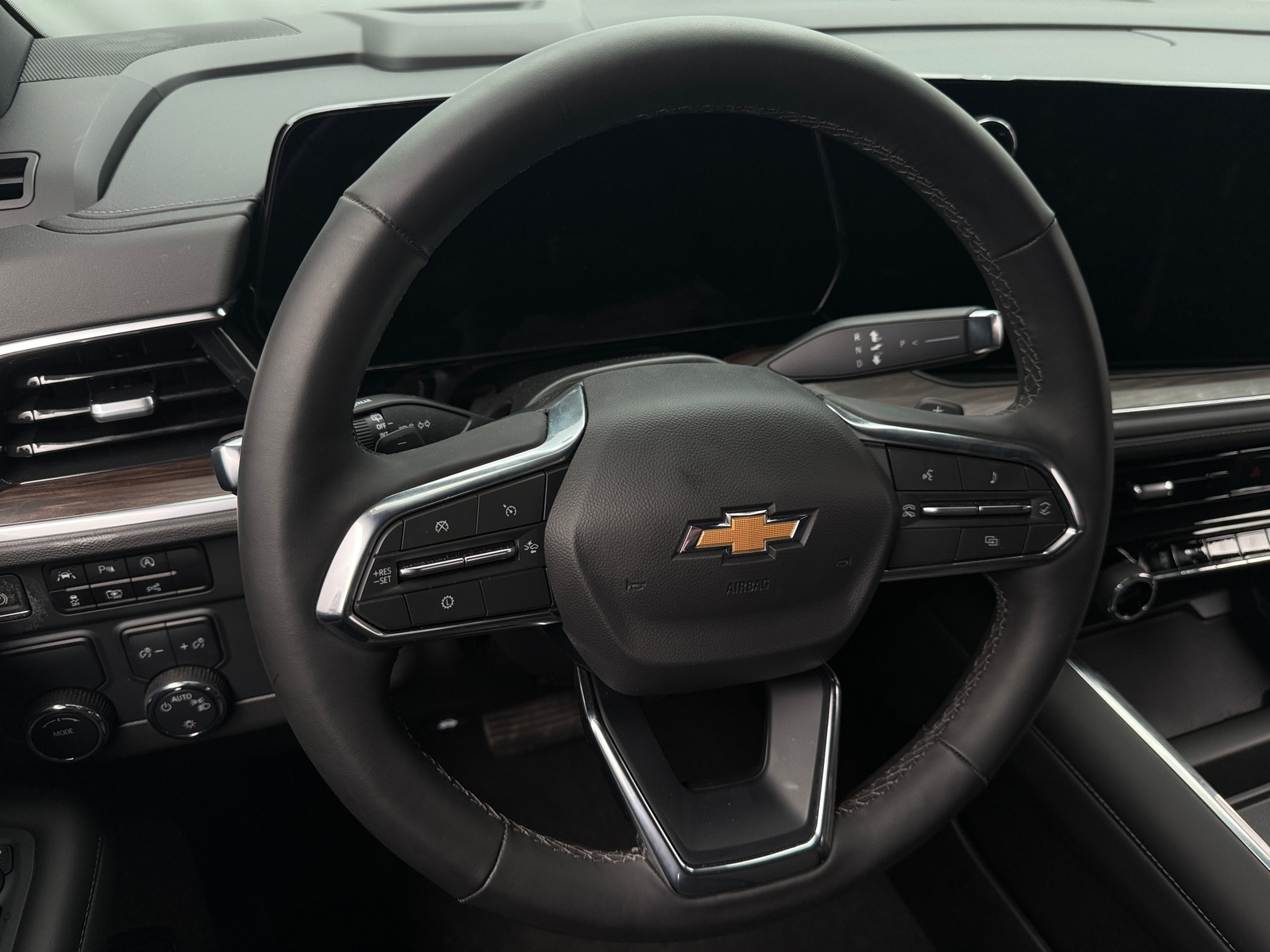 Thumbnail: 2025 Chevrolet Tahoe - 5