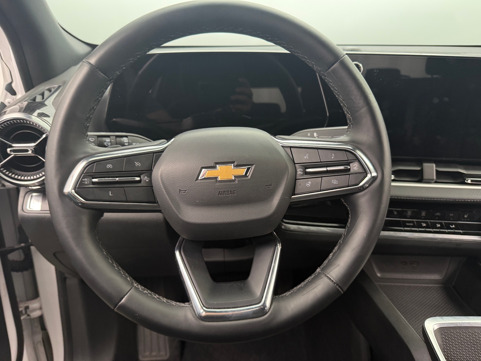 Thumbnail: 2025 Chevrolet Equinox - 5