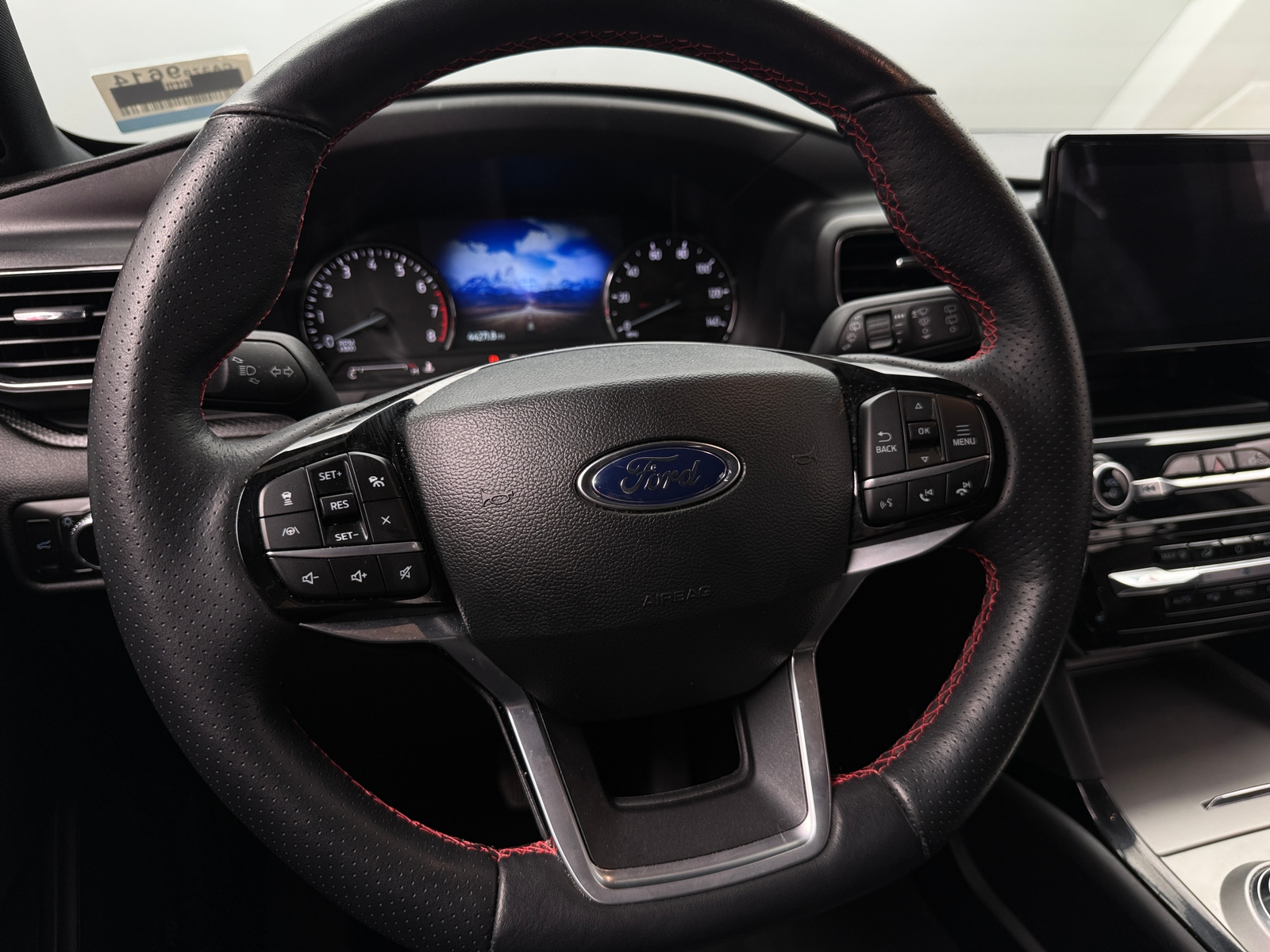 Thumbnail: 2023 Ford Explorer - 4