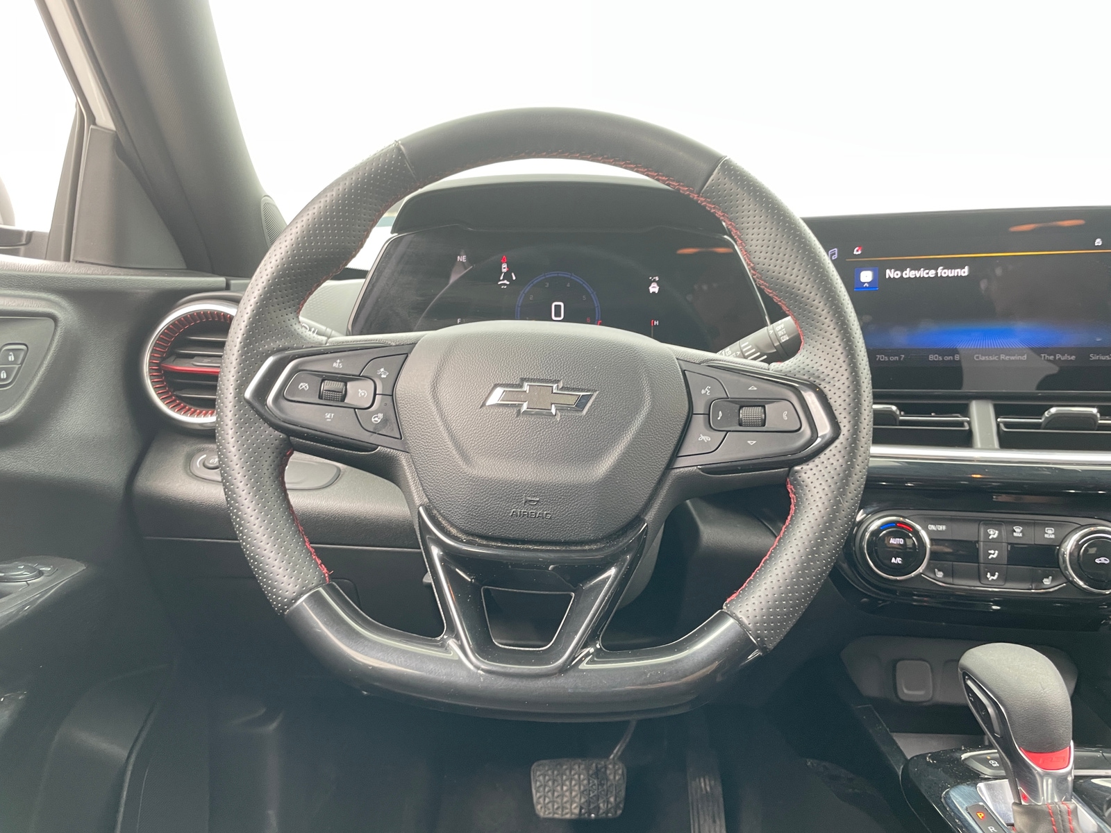 Thumbnail: 2024 Chevrolet Trax - 4