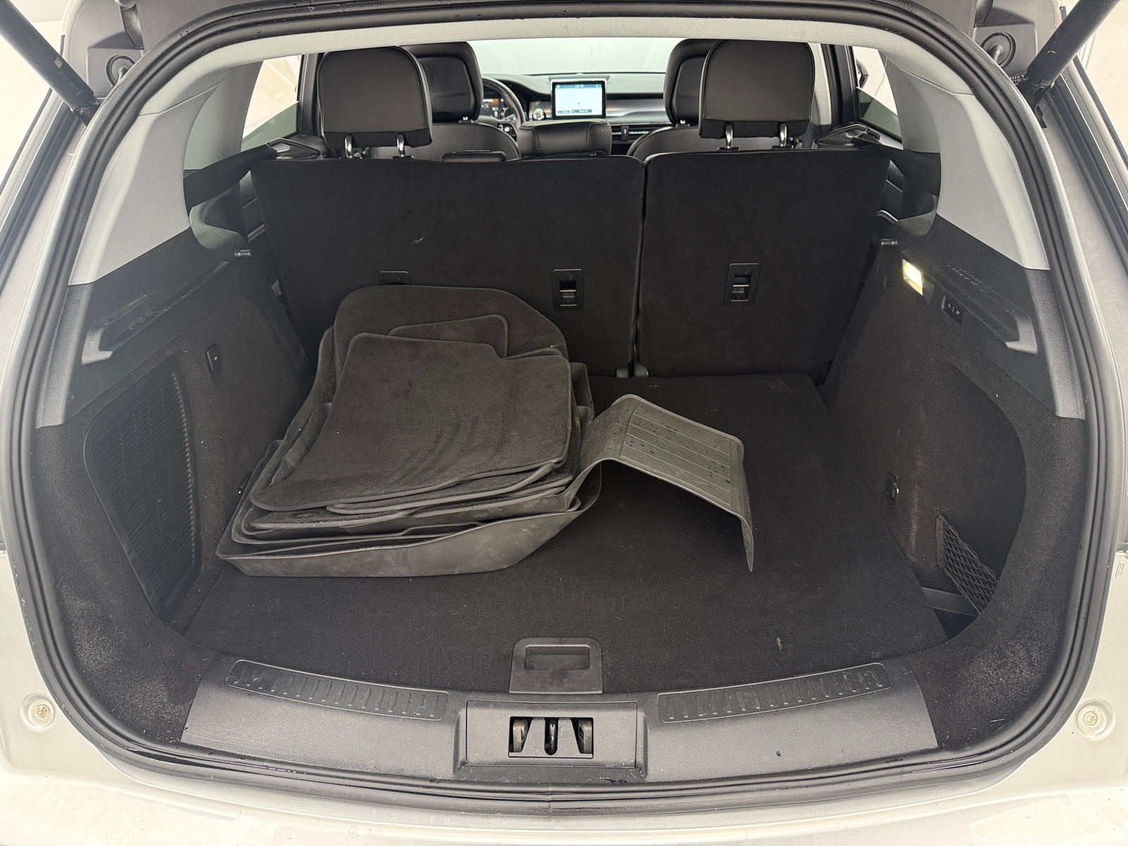 Thumbnail: 2020 Lincoln Corsair - 6