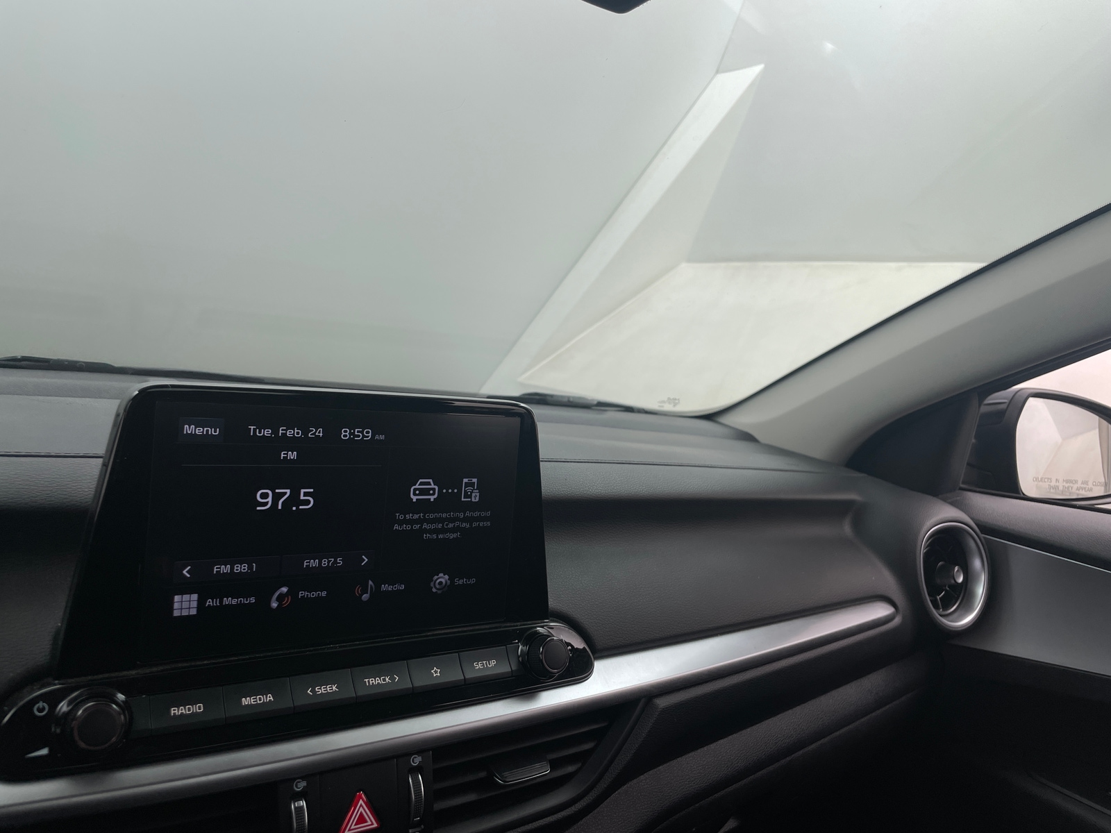 Thumbnail: 2023 Kia Forte - 4