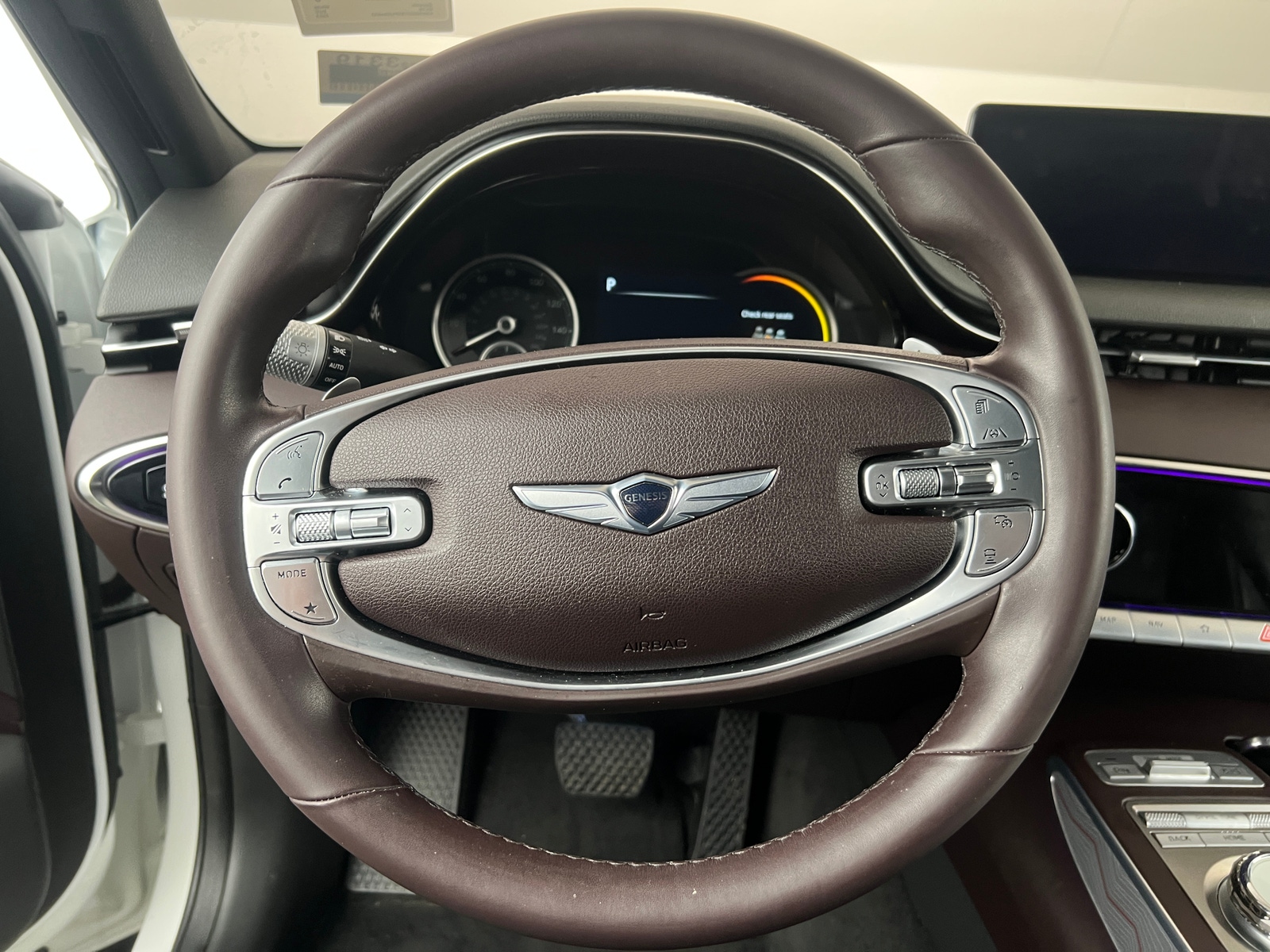 Thumbnail: 2023 Genesis GV70 - 4