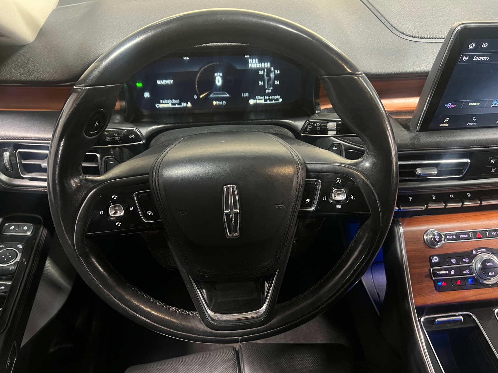 Thumbnail: 2020 Lincoln Aviator - 4