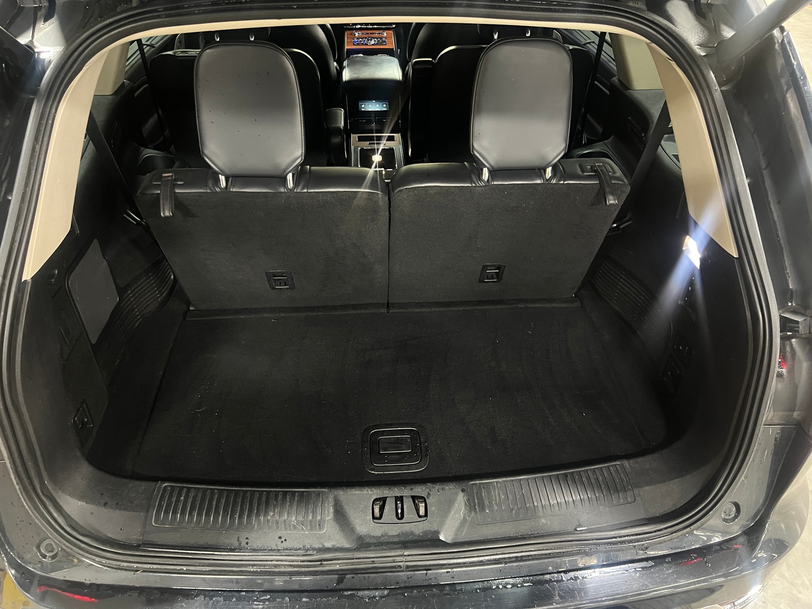 Thumbnail: 2020 Lincoln Aviator - 6