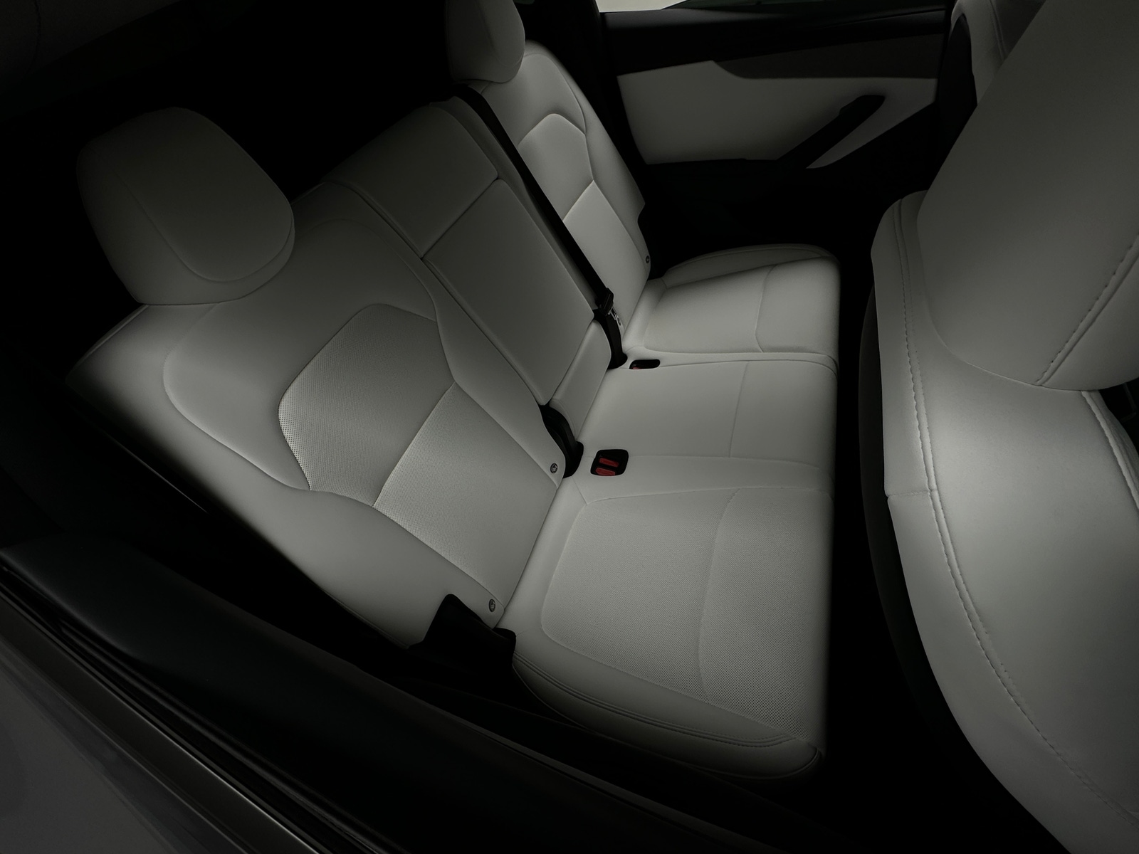 Thumbnail: 2026 Tesla Model Y - 5