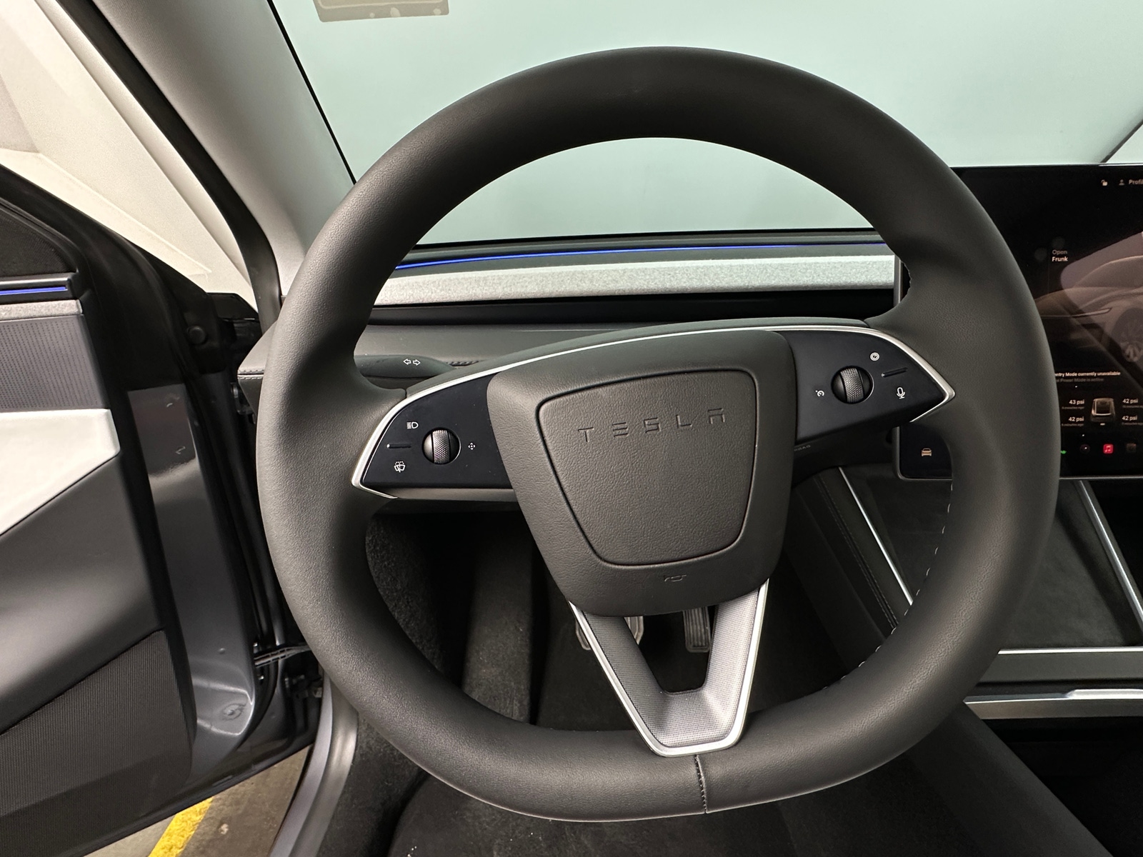 Thumbnail: 2026 Tesla Model Y - 4