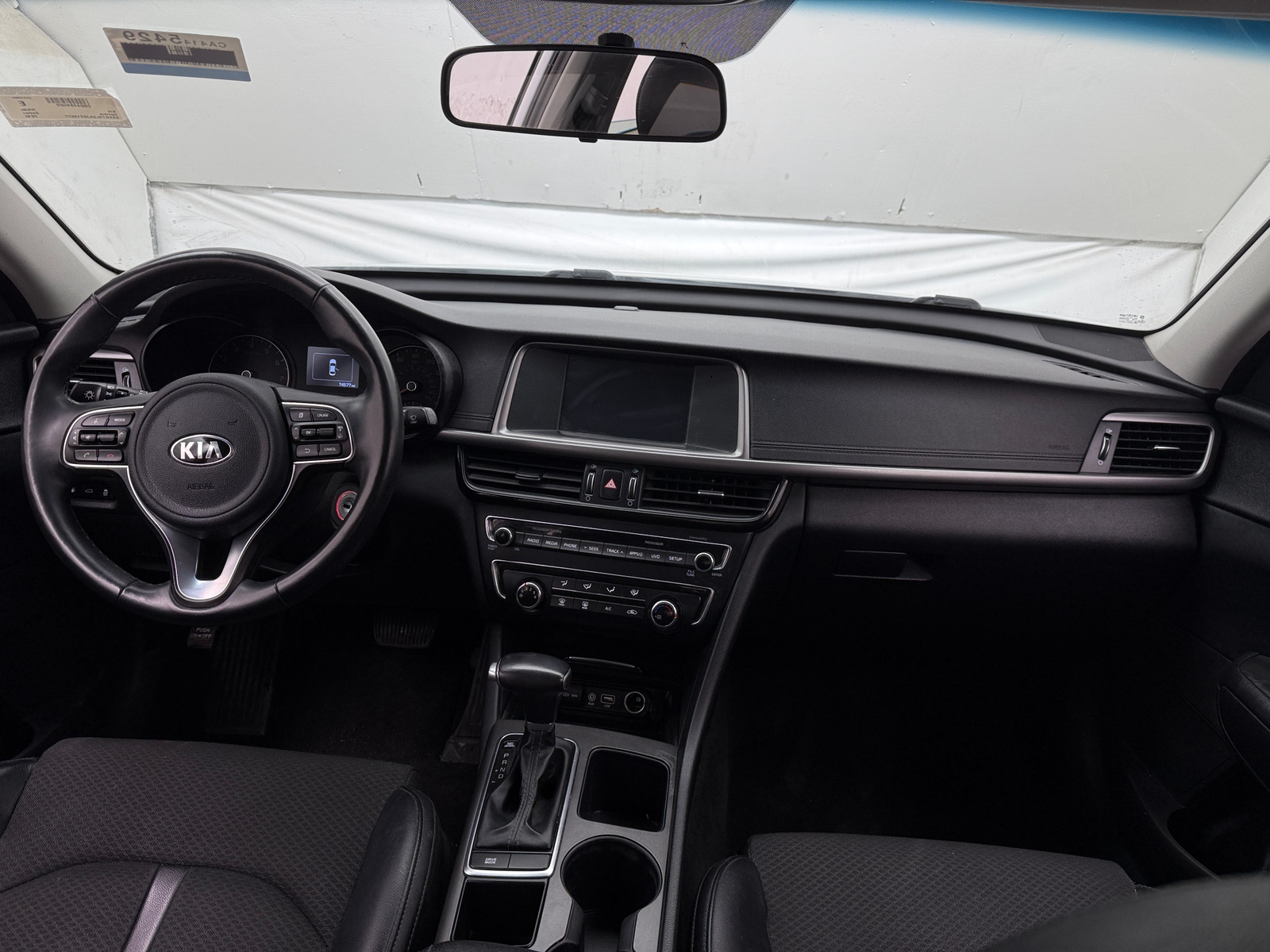 Thumbnail: 2018 Kia Optima - 3