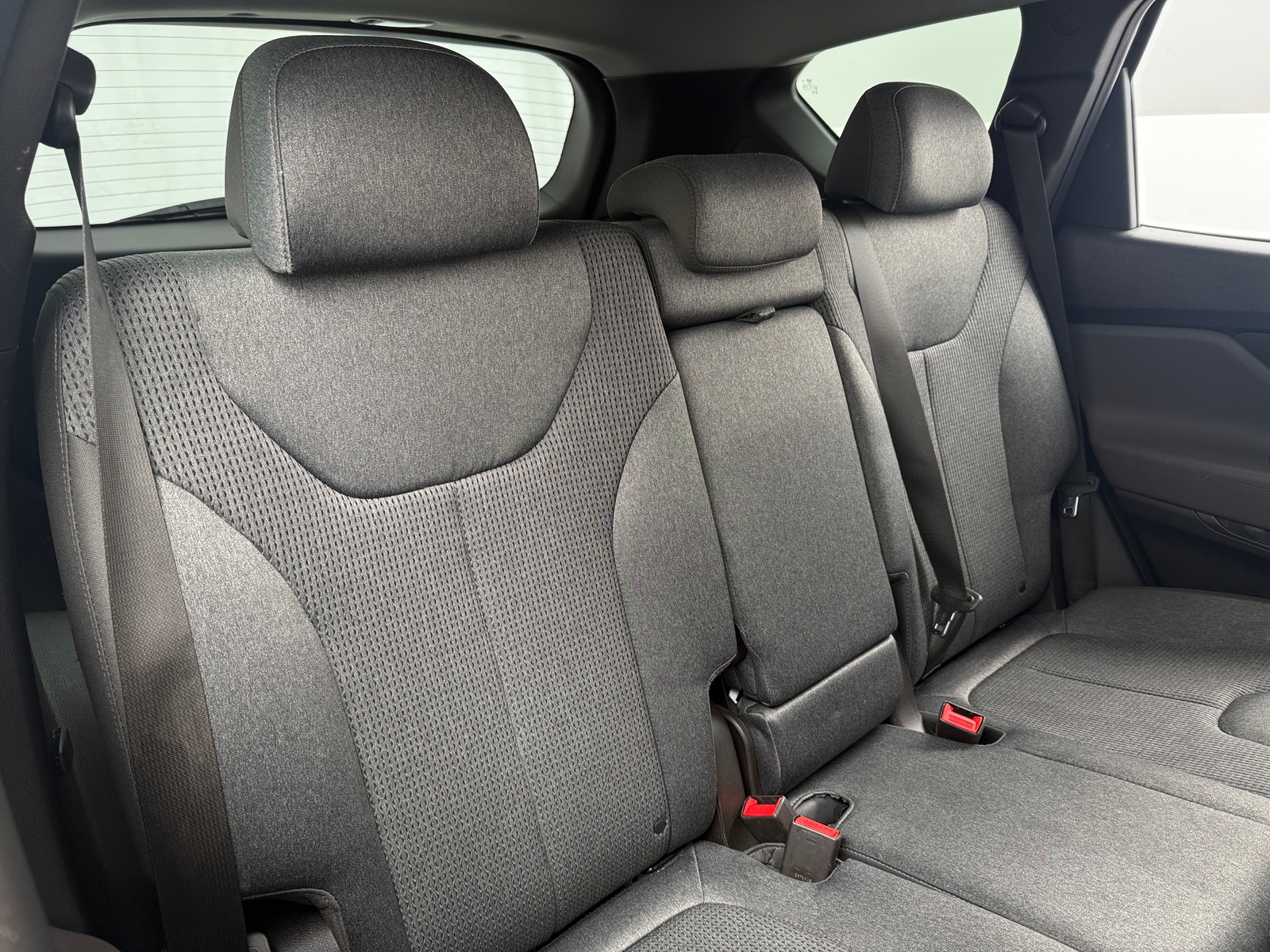 Thumbnail: 2019 Hyundai Santa Fe - 6