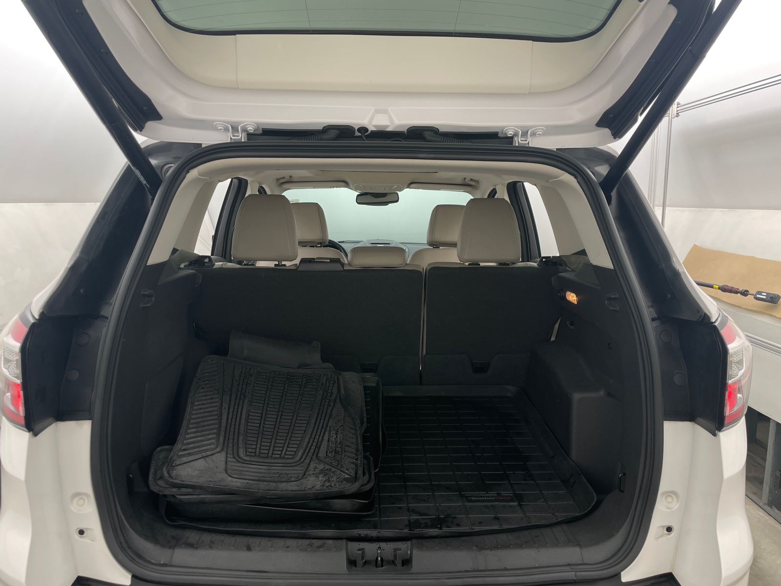 Thumbnail: 2017 Ford Escape - 6