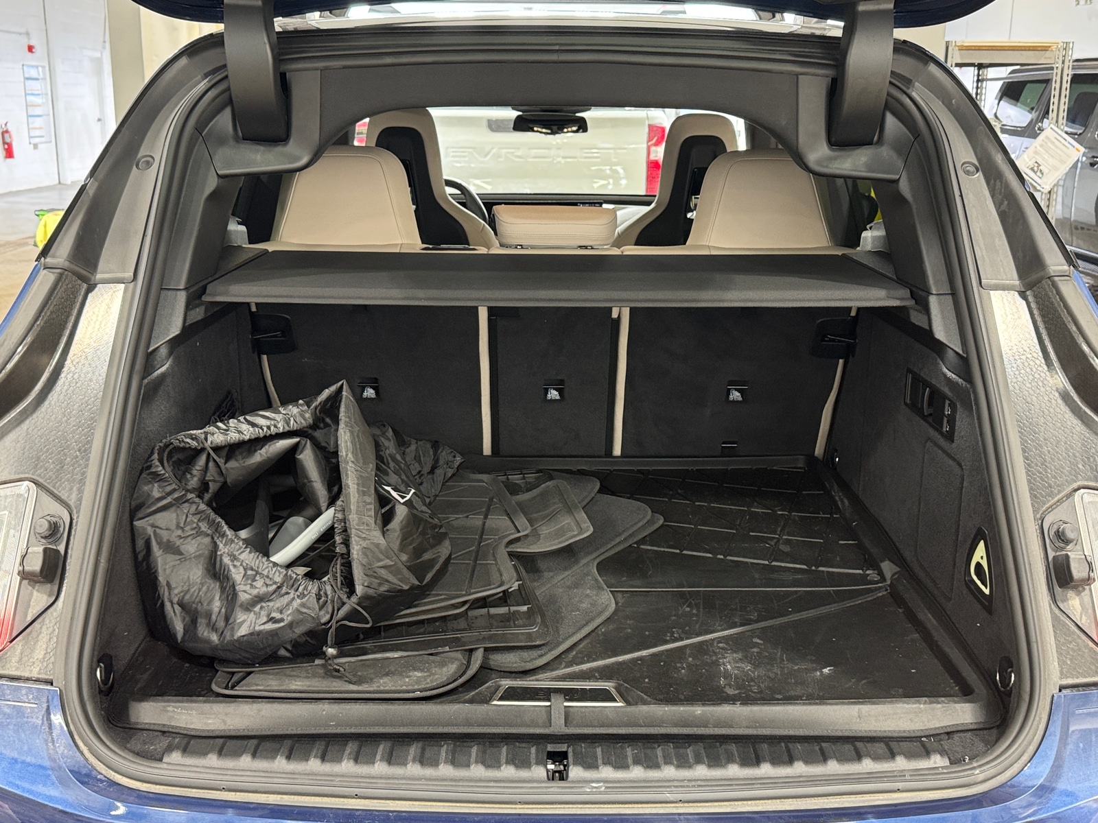 Thumbnail: 2023 BMW iX - 6