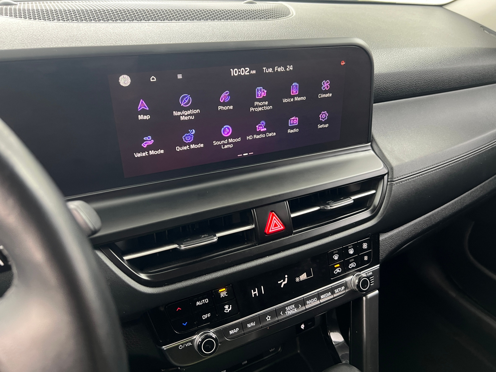 Thumbnail: 2024 Kia Seltos - 3