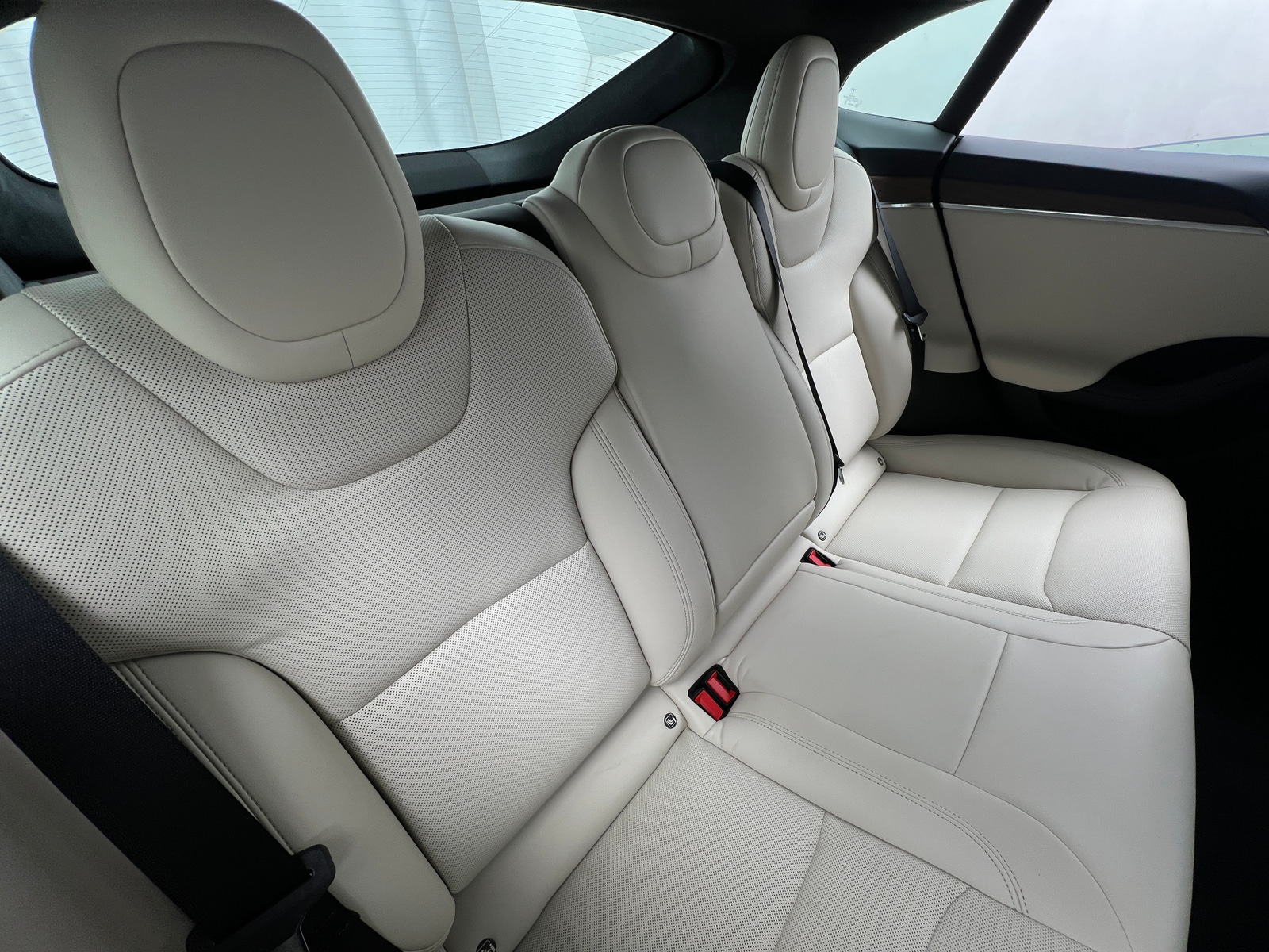 Thumbnail: 2022 Tesla Model S - 5