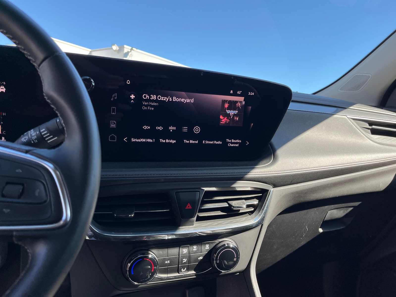 Thumbnail: 2025 Buick Encore GX - 4