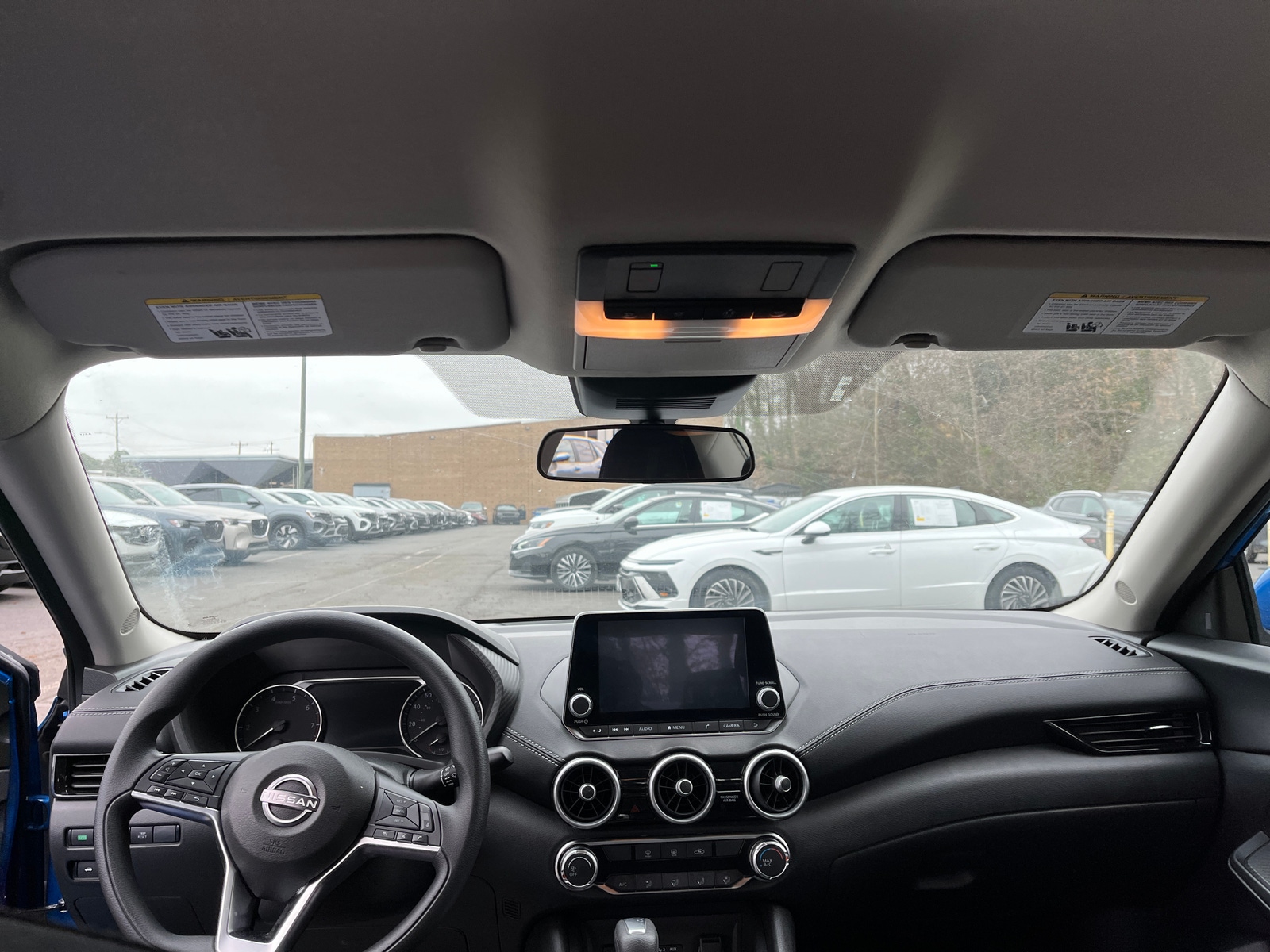 Thumbnail: 2025 Nissan Sentra - 3