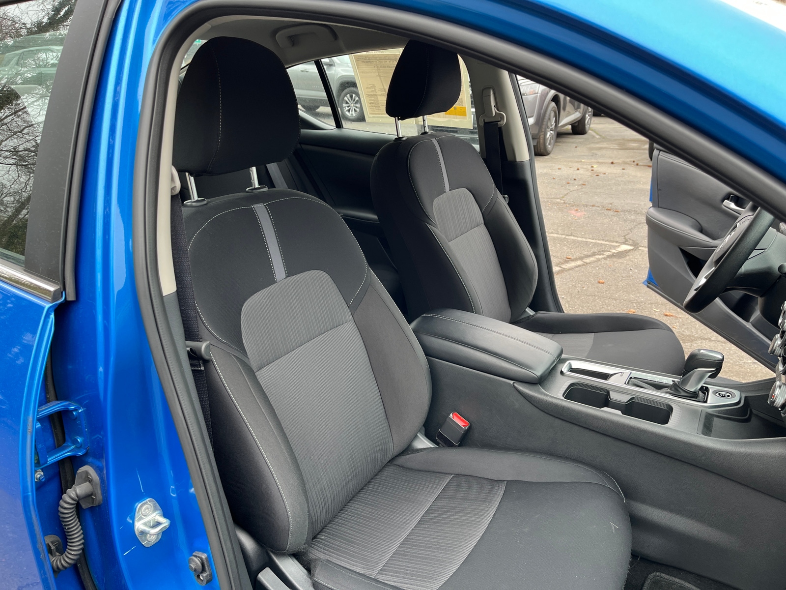 Thumbnail: 2025 Nissan Sentra - 2