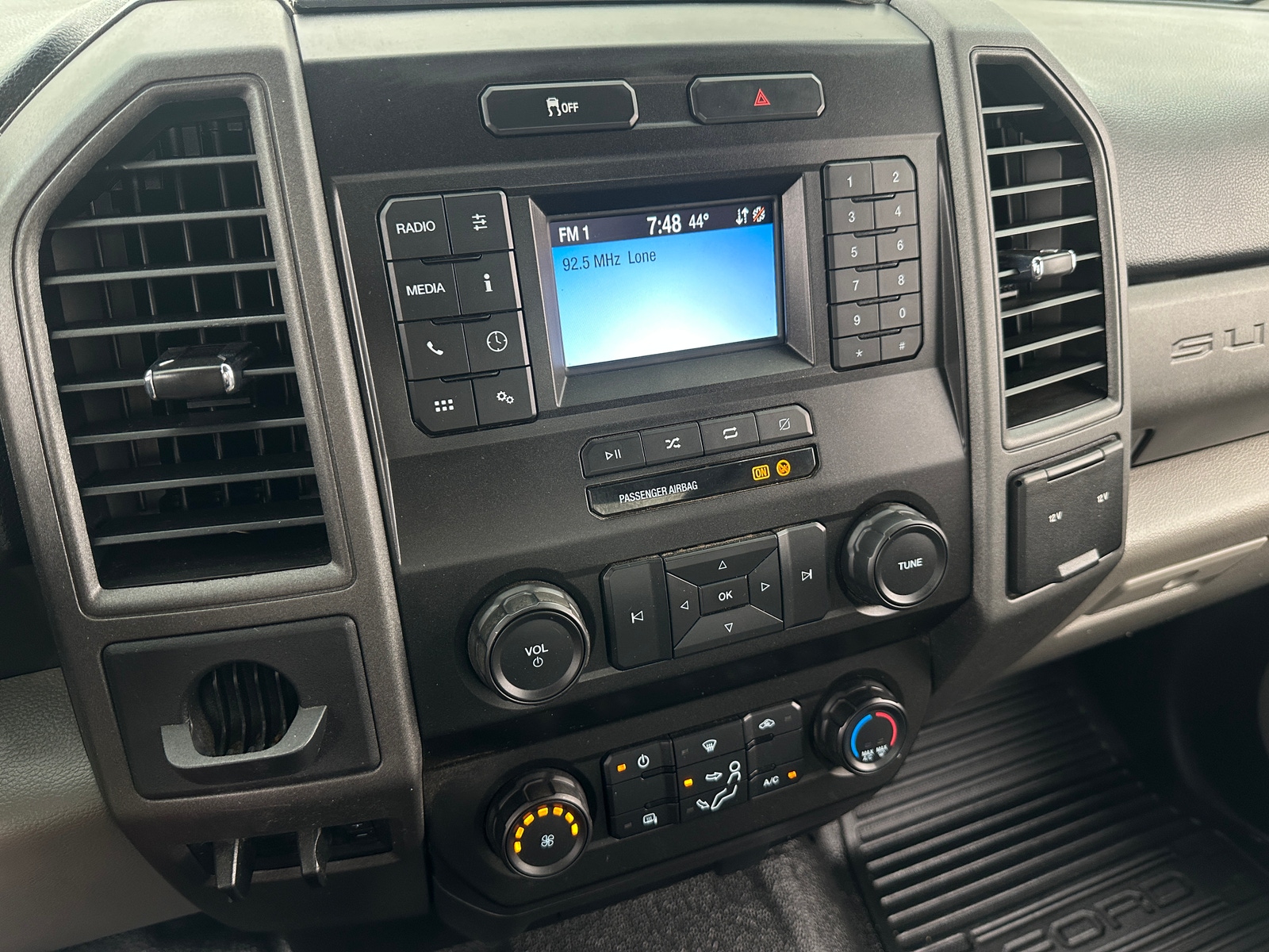 Thumbnail: 2021 Ford Econoline - 4