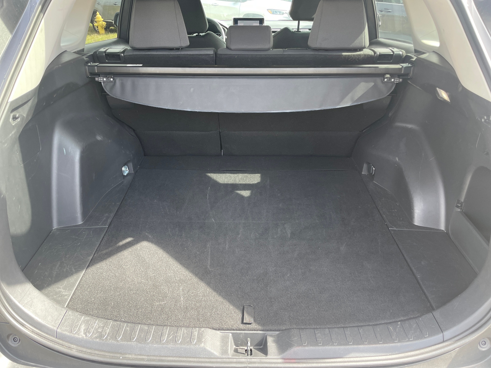 Thumbnail: 2025 Toyota RAV4 - 6