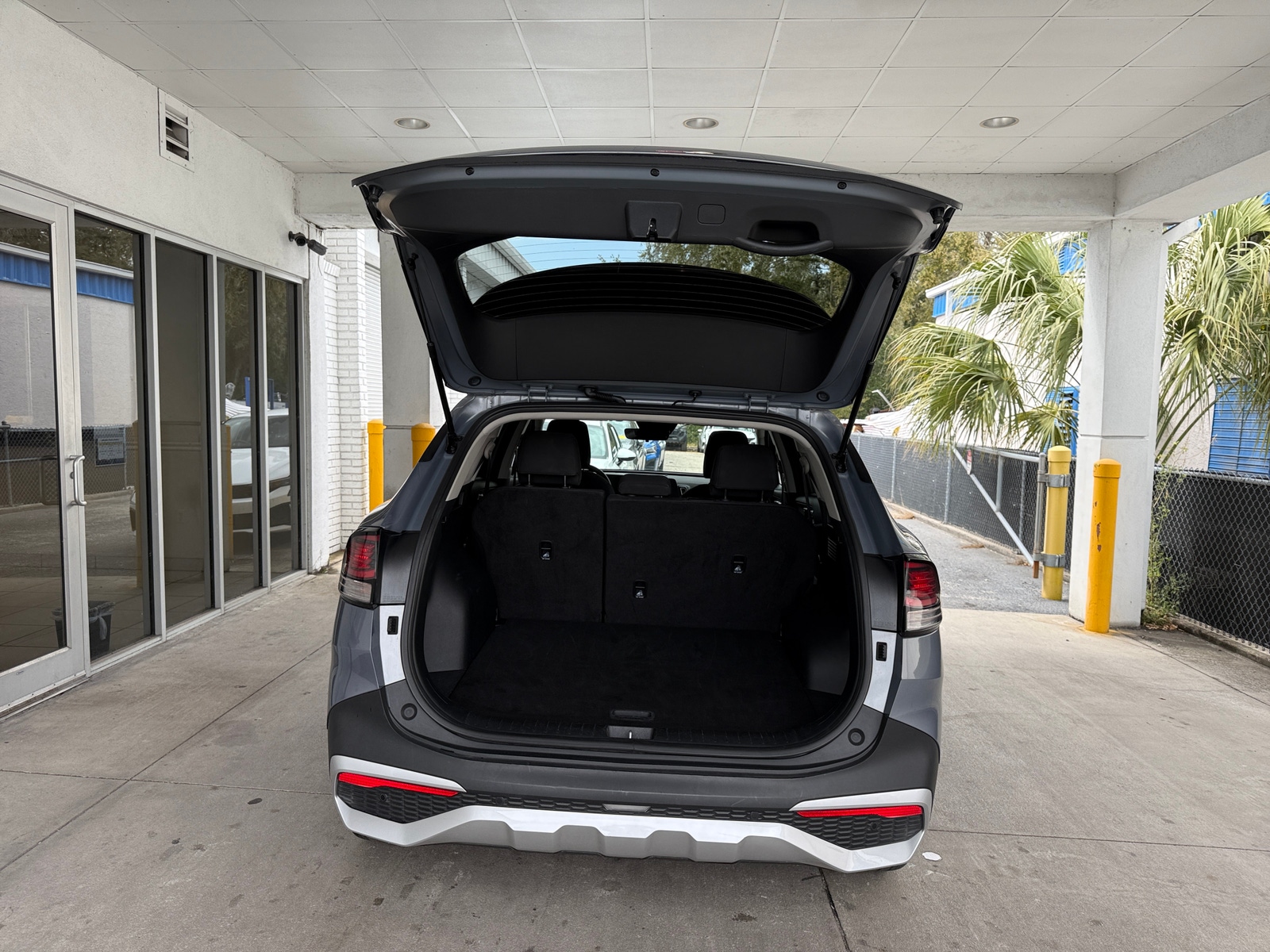 Thumbnail: 2025 Kia Sportage - 6