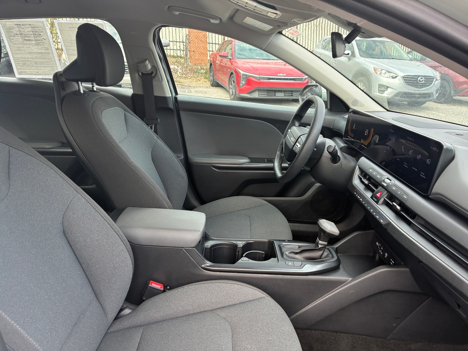 Thumbnail: 2025 Kia K4 - 2