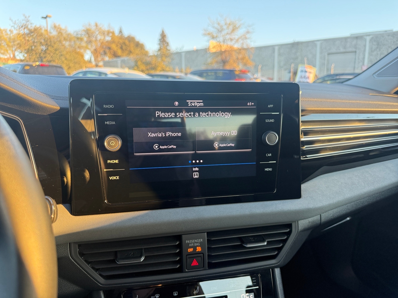 Thumbnail: 2025 Volkswagen Jetta - 4