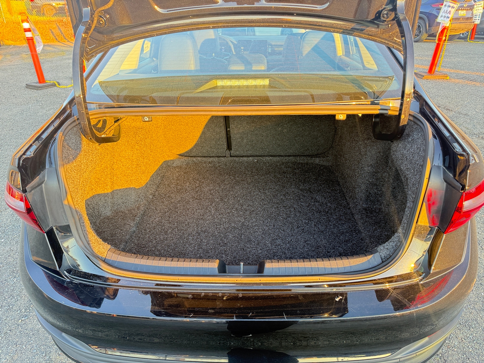 Thumbnail: 2025 Volkswagen Jetta - 6