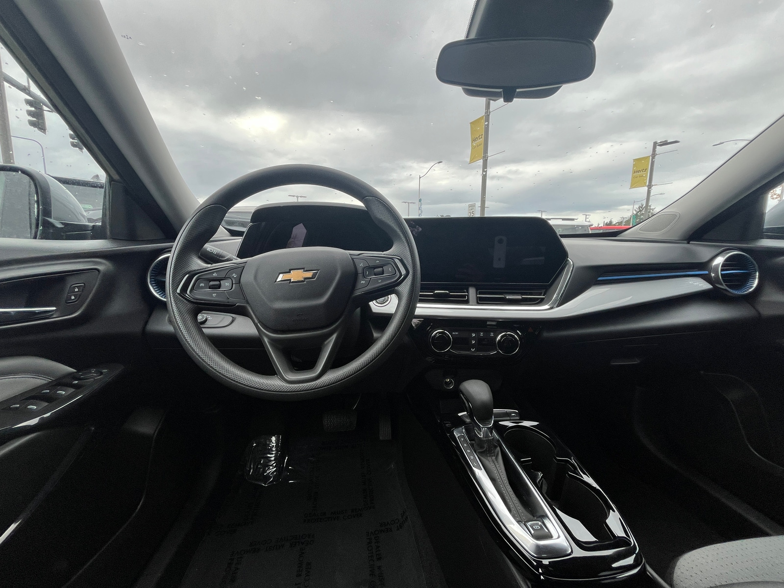 Thumbnail: 2025 Chevrolet Trax - 3