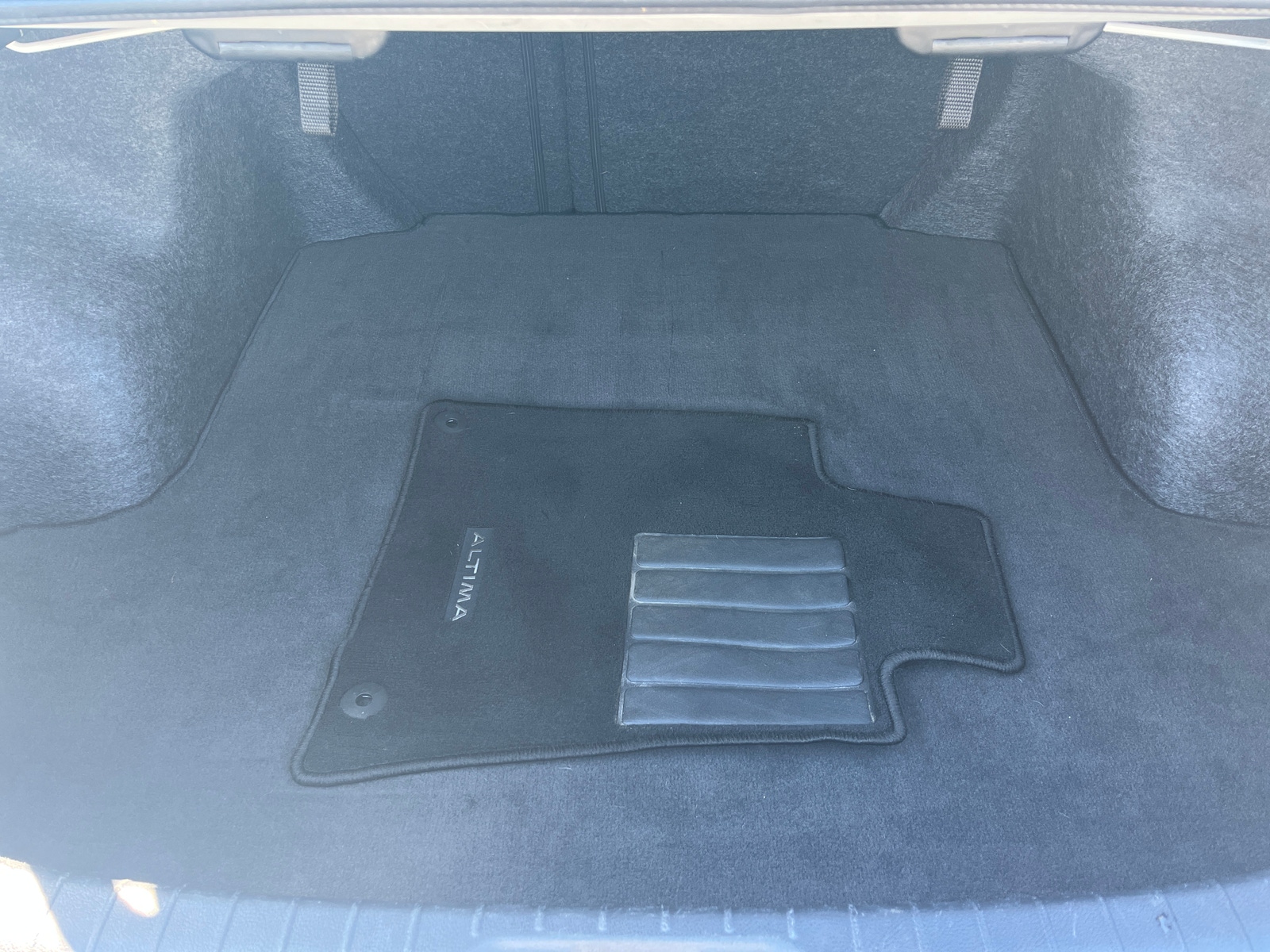 Thumbnail: 2025 Nissan Altima - 4