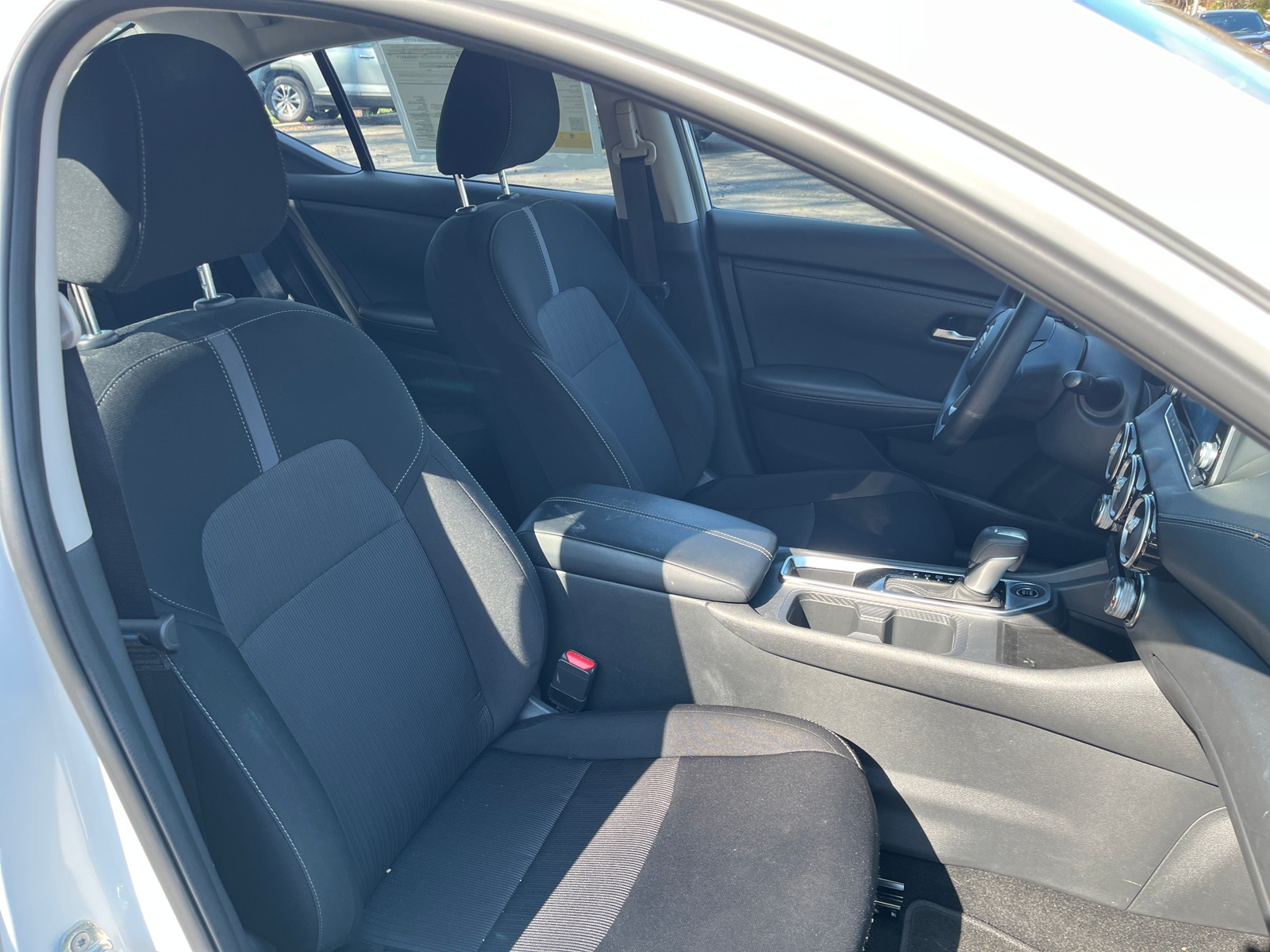 Thumbnail: 2025 Nissan Sentra - 2