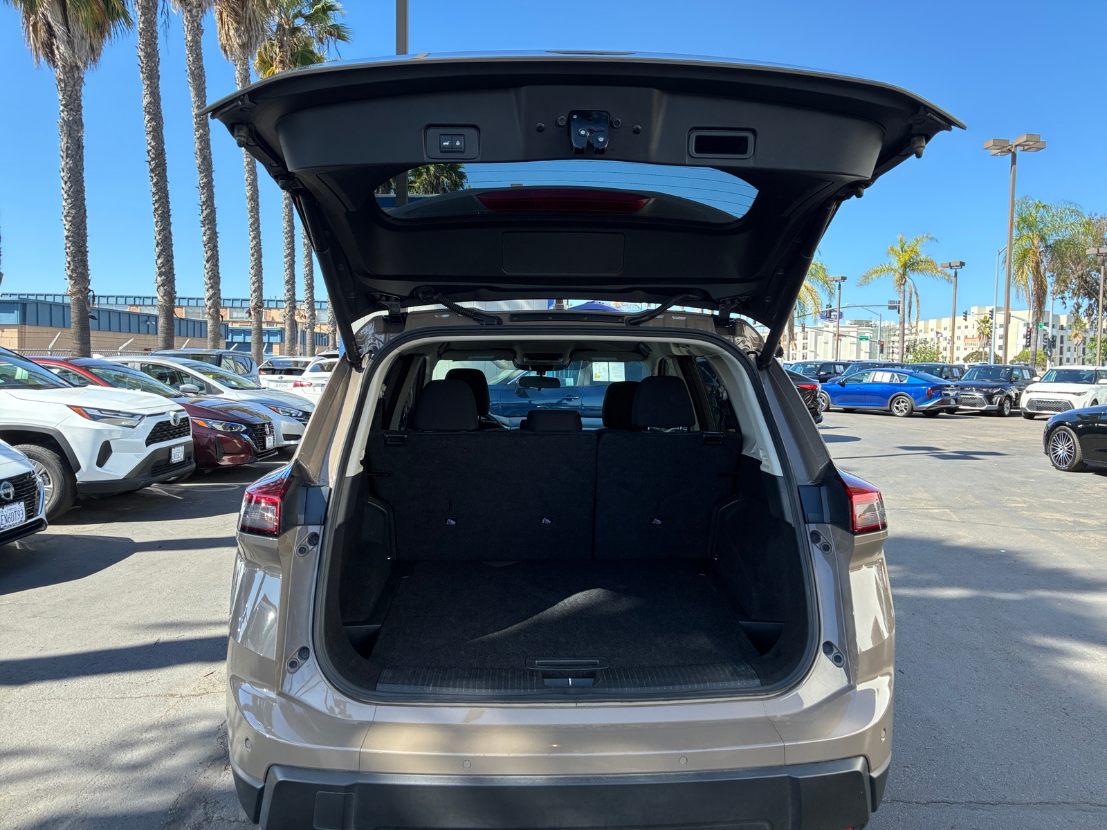 Thumbnail: 2025 Nissan Rogue - 6