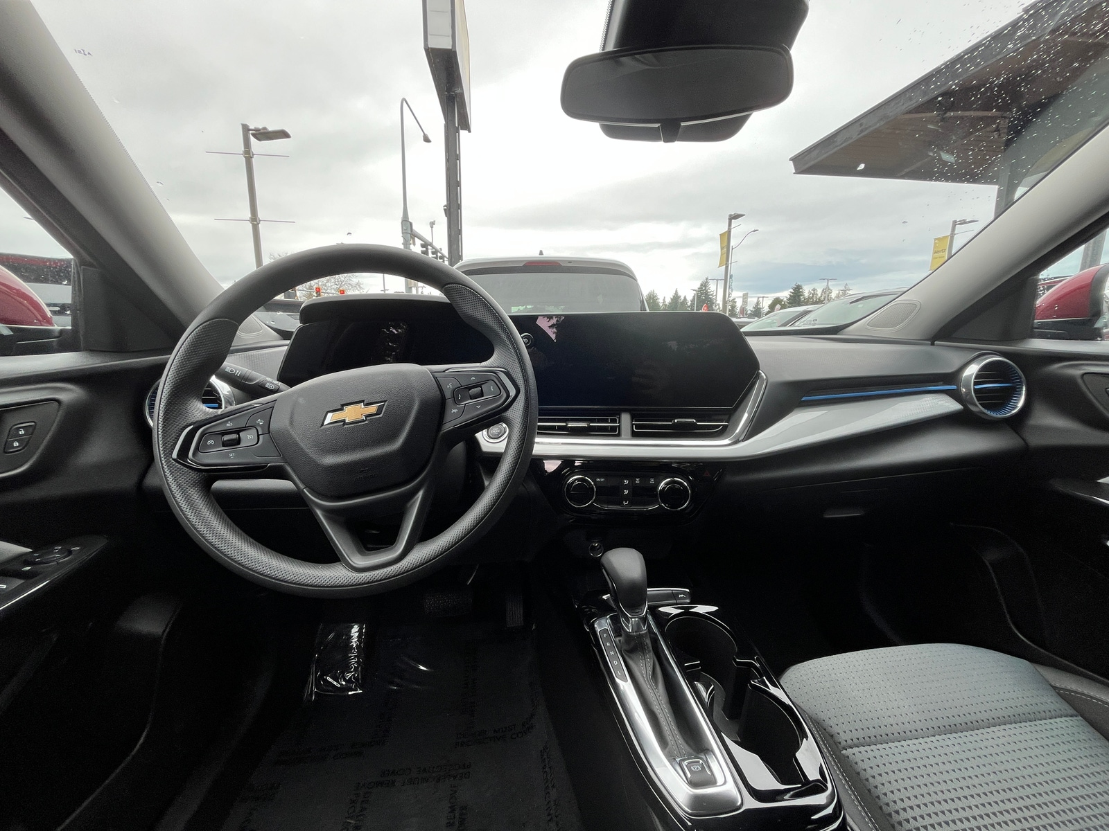 Thumbnail: 2025 Chevrolet Trax - 3