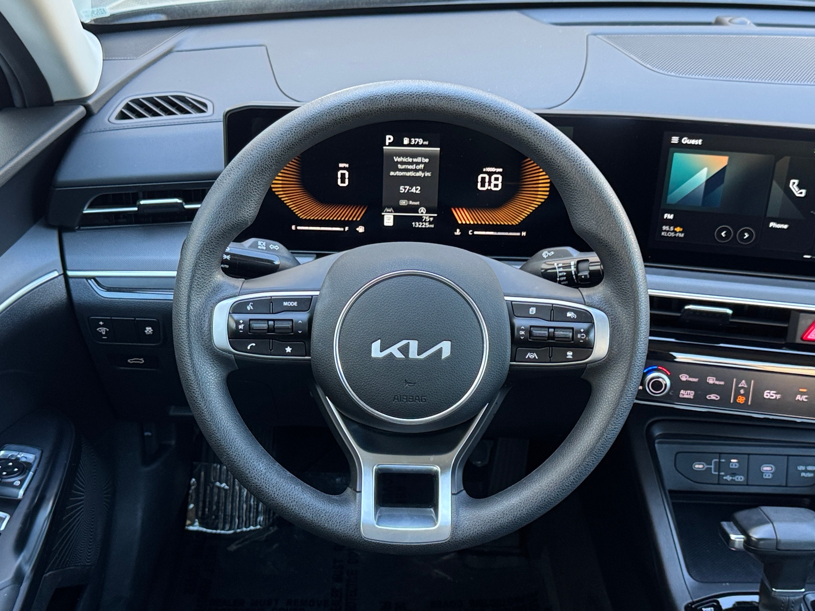 Thumbnail: 2025 Kia K5 - 5