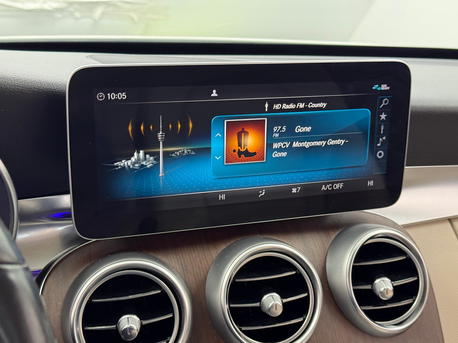 Thumbnail: 2021 Mercedes-Benz C-Class - 3