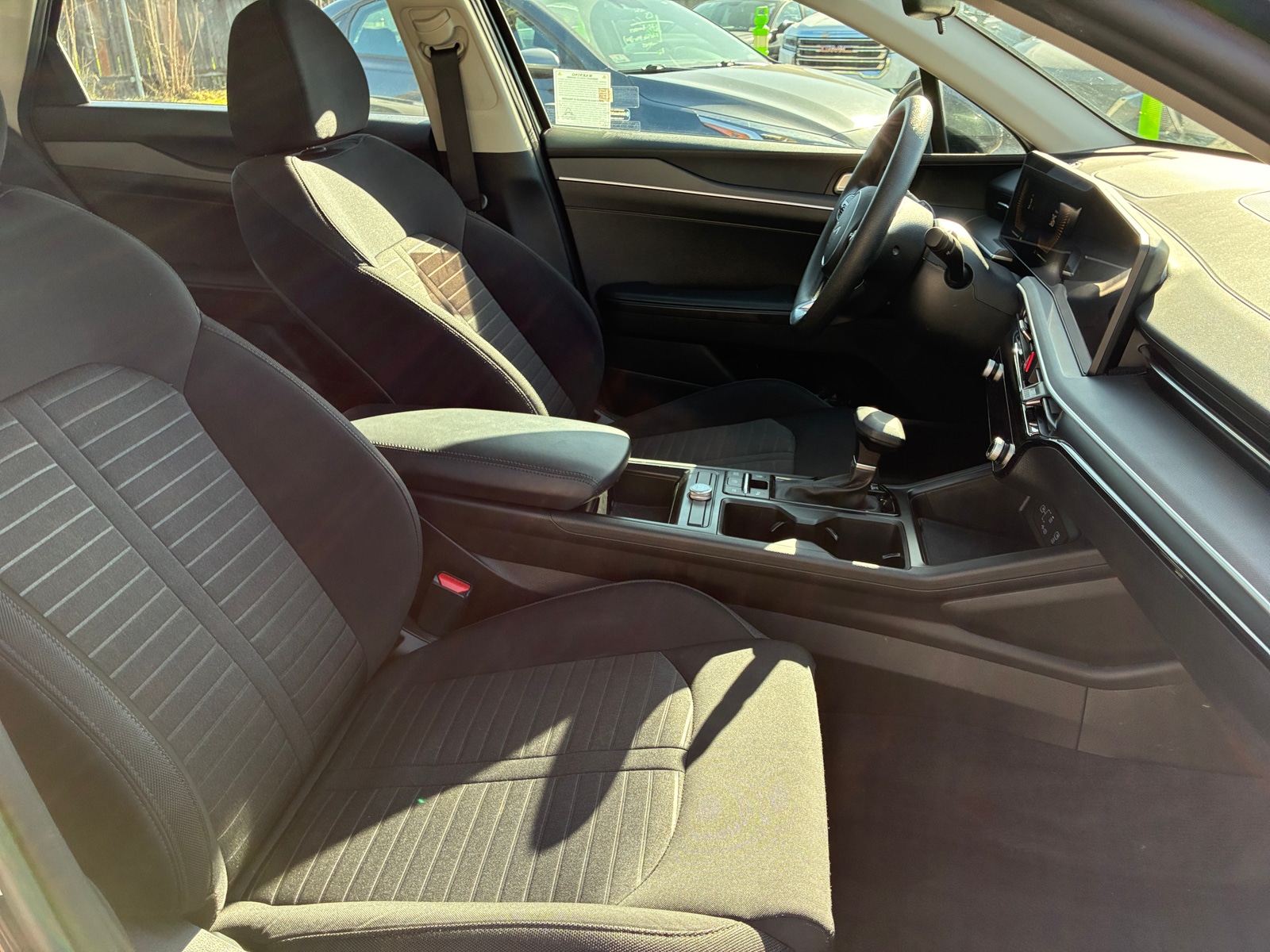 Thumbnail: 2025 Kia K5 - 2