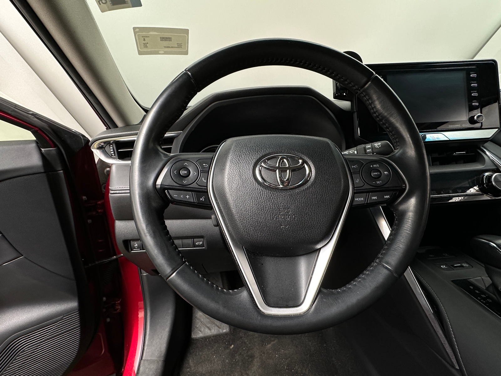 Thumbnail: 2022 Toyota Venza - 5