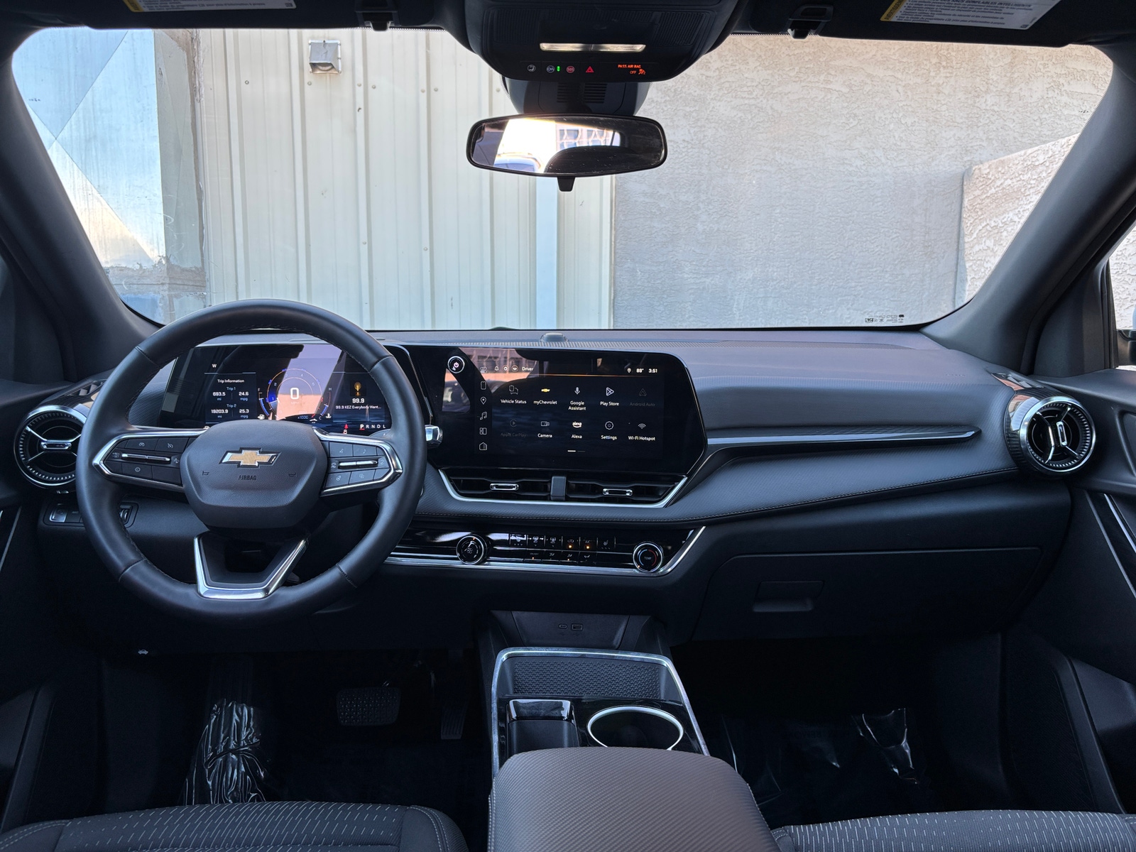 Thumbnail: 2025 Chevrolet Equinox - 3