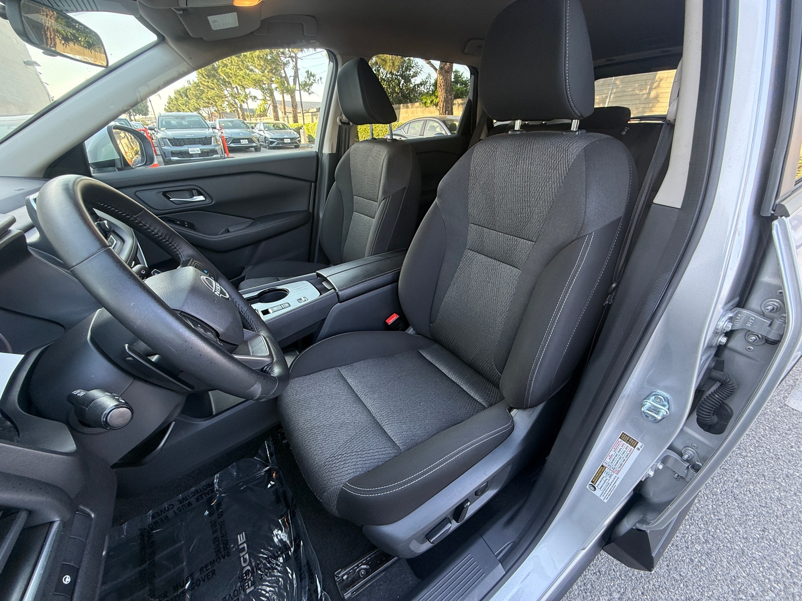 Thumbnail: 2025 Nissan Rogue - 2