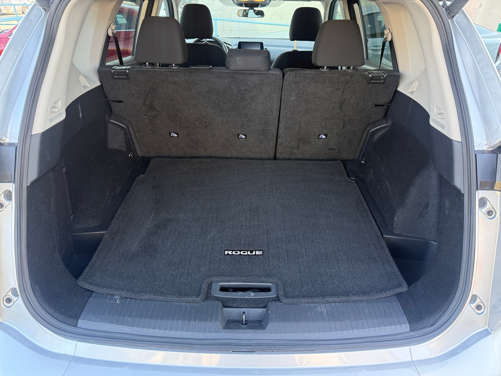 Thumbnail: 2025 Nissan Rogue - 4