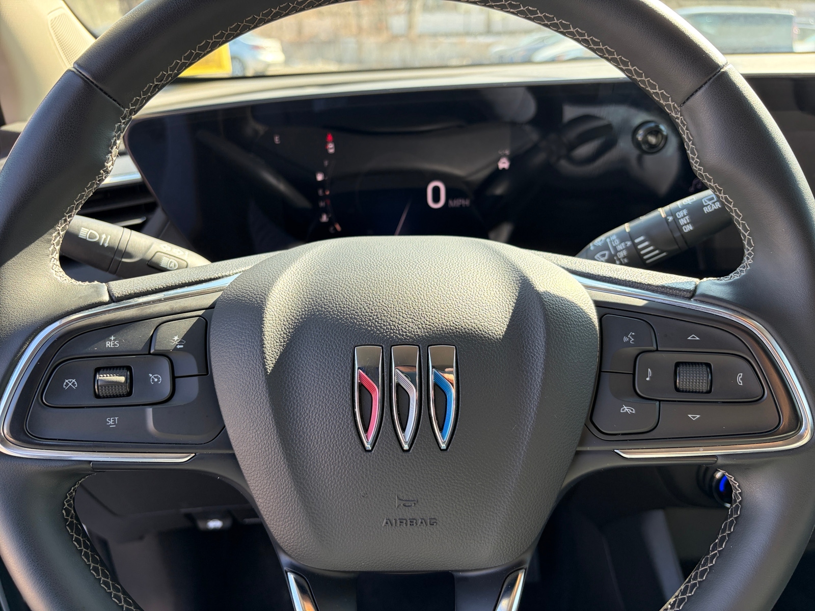 Thumbnail: 2025 Buick Encore GX - 4