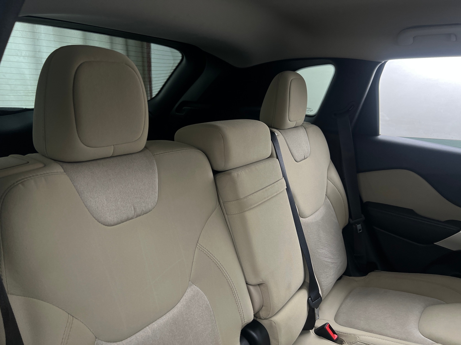 Thumbnail: 2018 Jeep Cherokee - 6