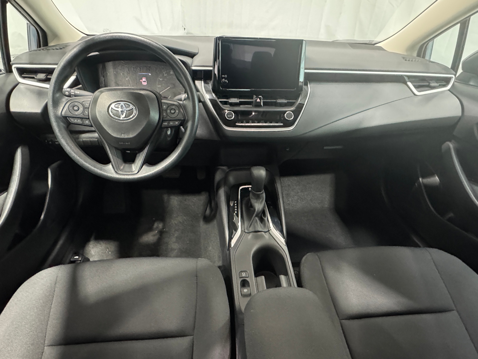 Thumbnail: 2025 Toyota Corolla - 3