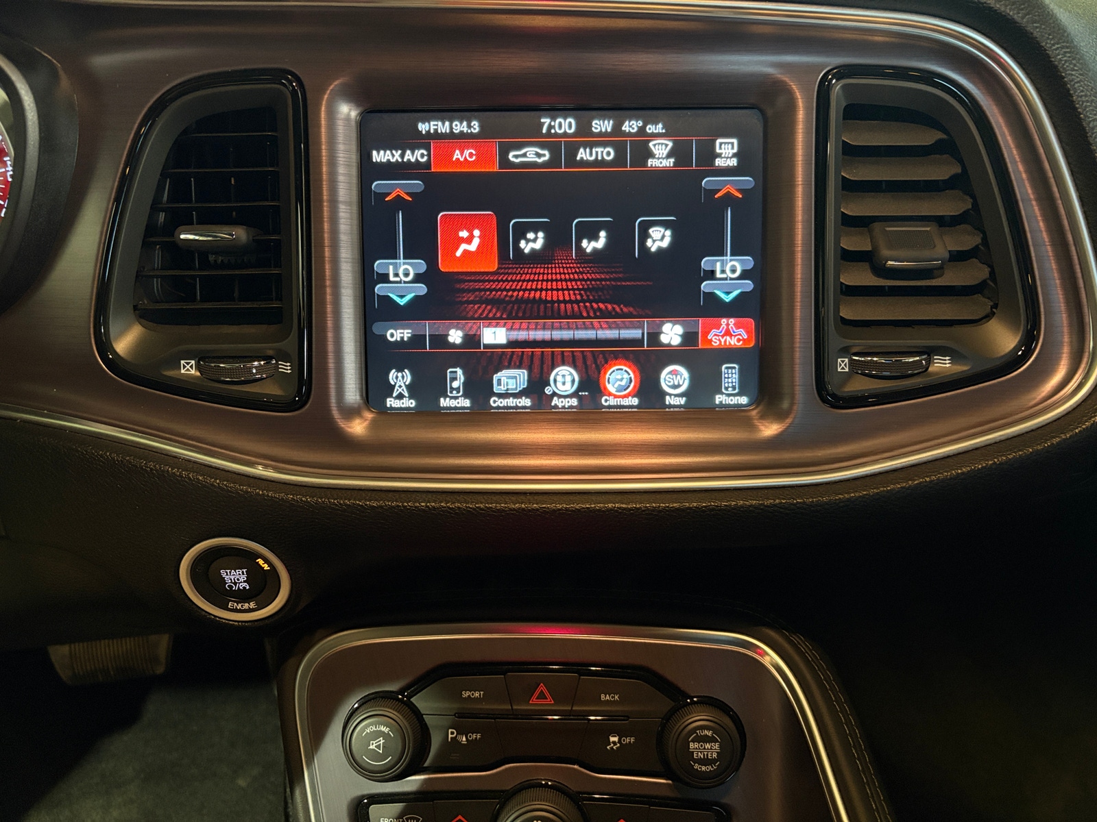 Thumbnail: 2016 Dodge Challenger - 3