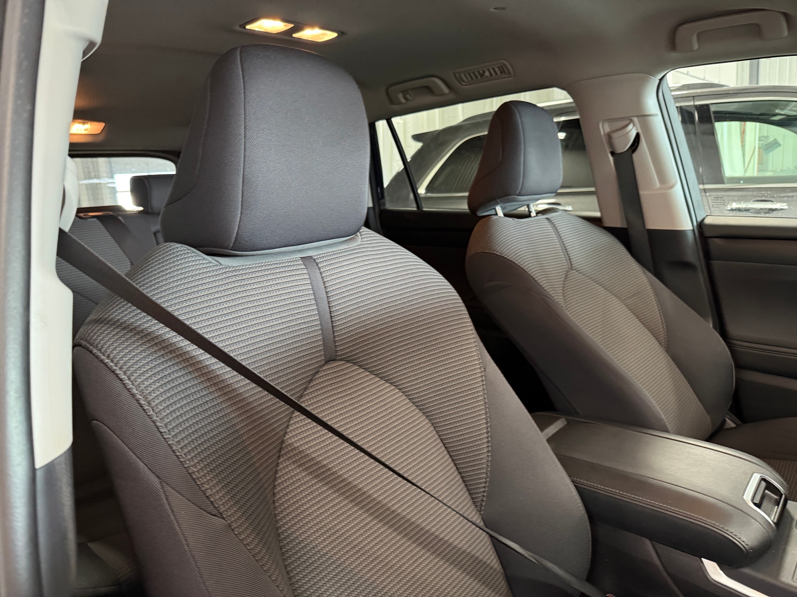 Thumbnail: 2025 Toyota Highlander - 2