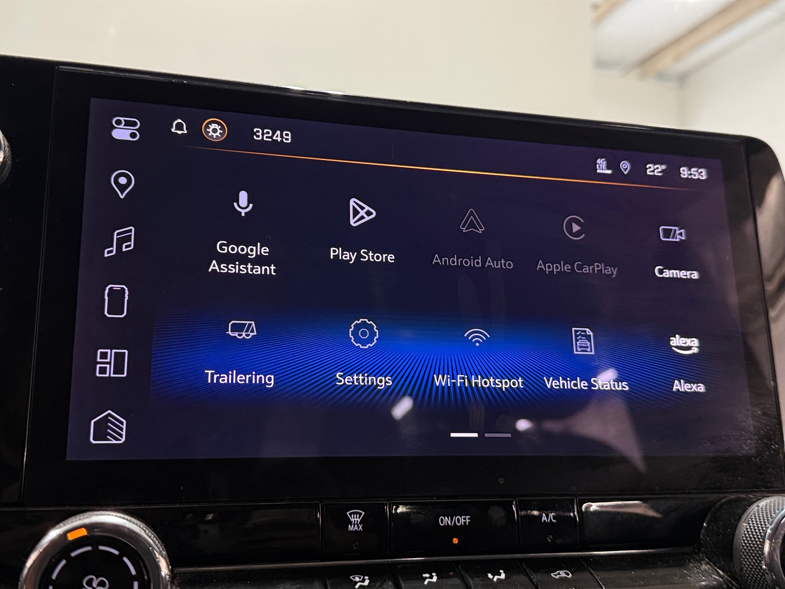 Thumbnail: 2023 Chevrolet Colorado - 4