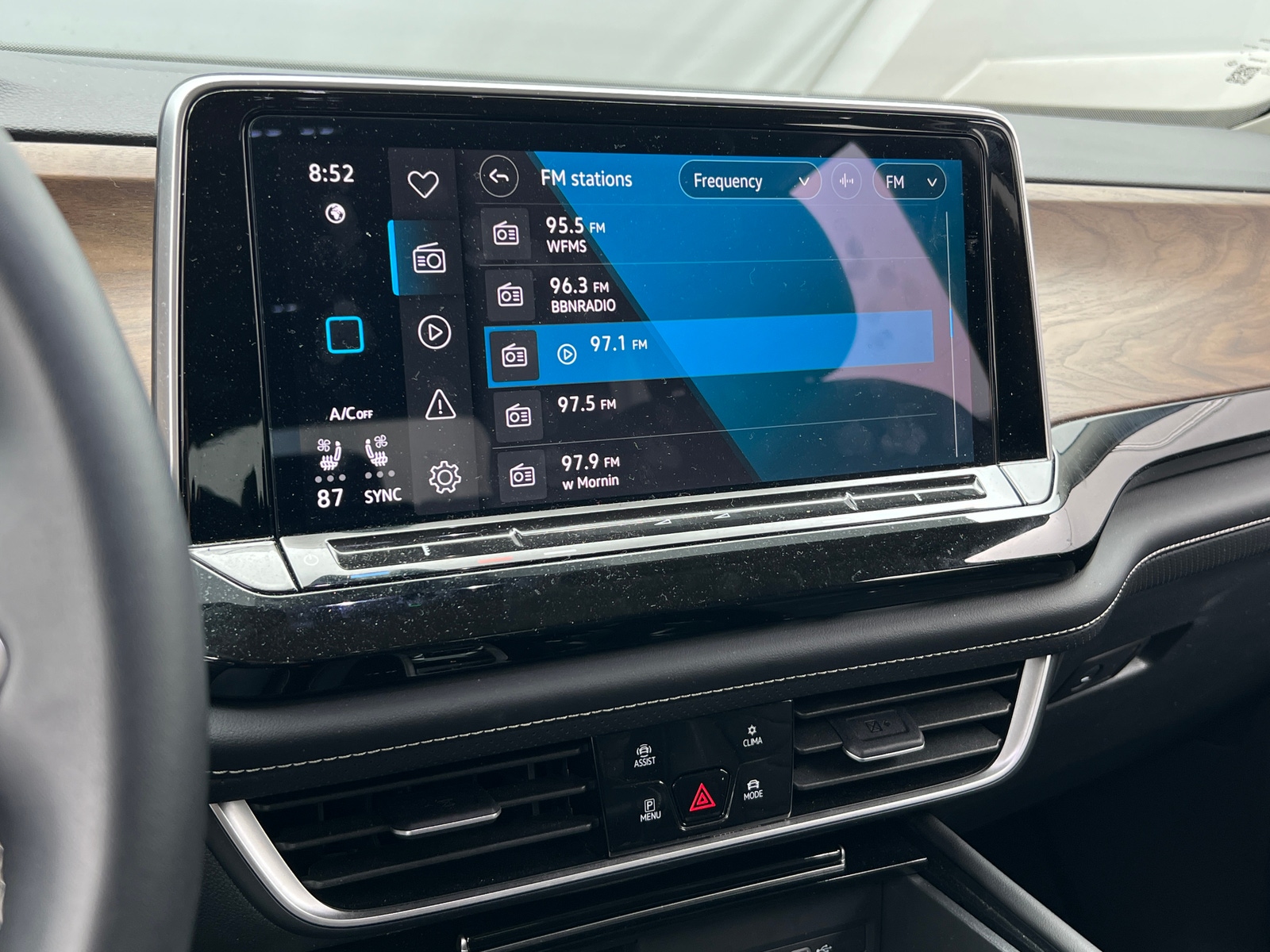 Thumbnail: 2025 Volkswagen Atlas - 3