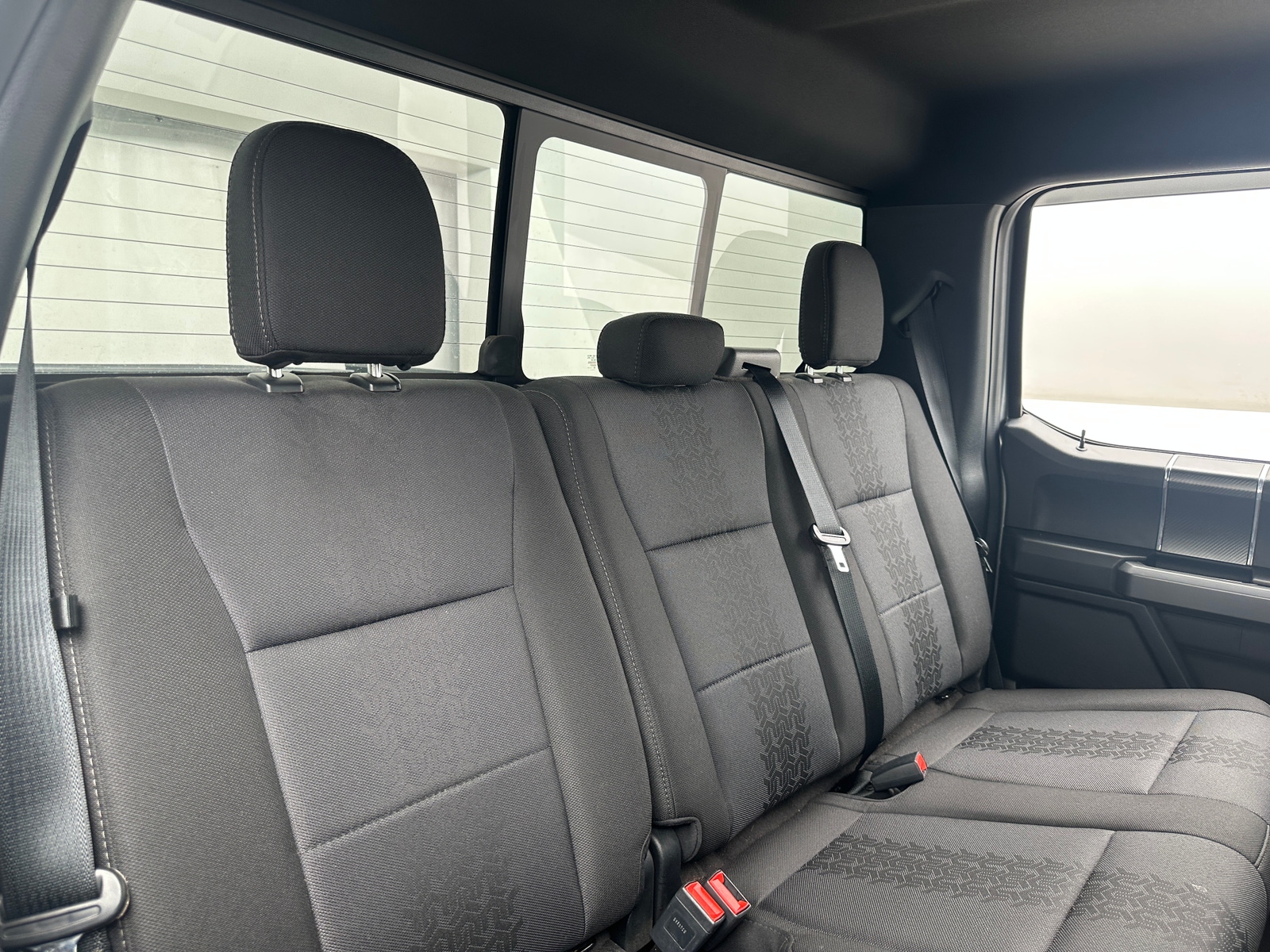 Thumbnail: 2020 Ford Econoline - 6