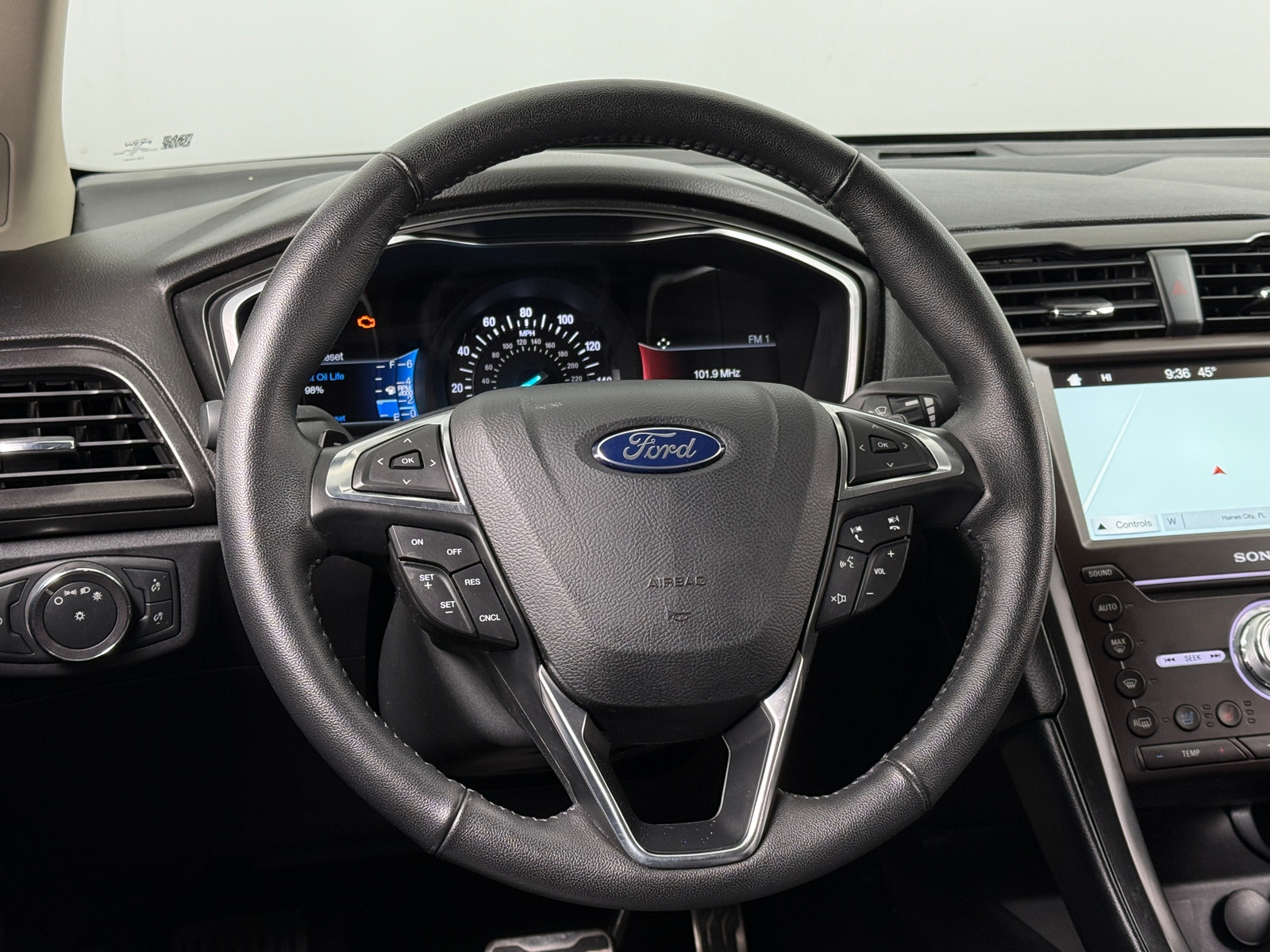 Thumbnail: 2017 Ford Fusion - 4