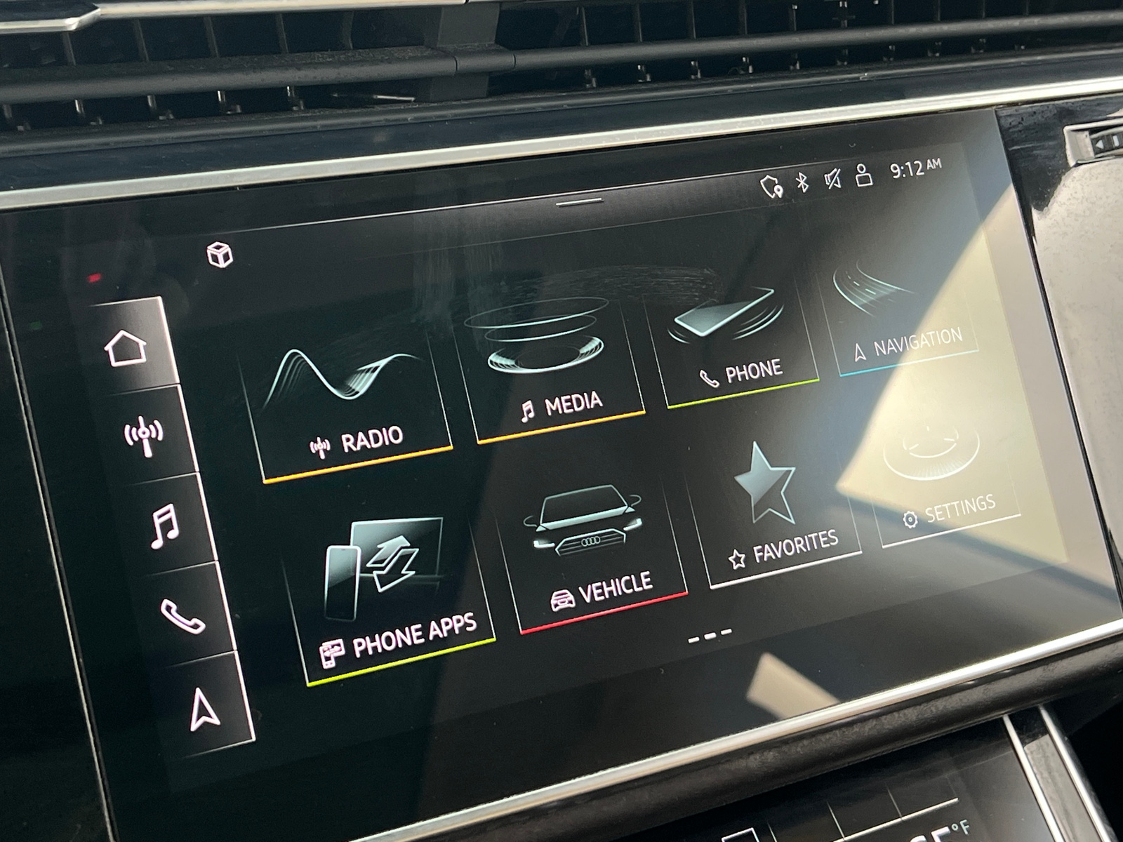 Thumbnail: 2022 Audi Q8 - 3