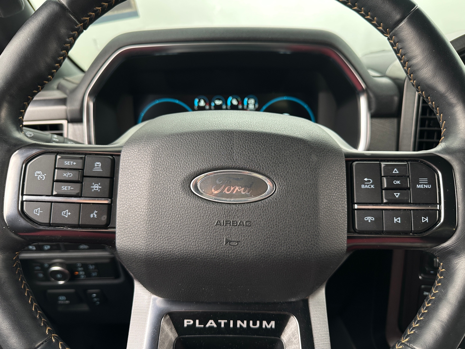 Thumbnail: 2022 Ford Econoline - 4